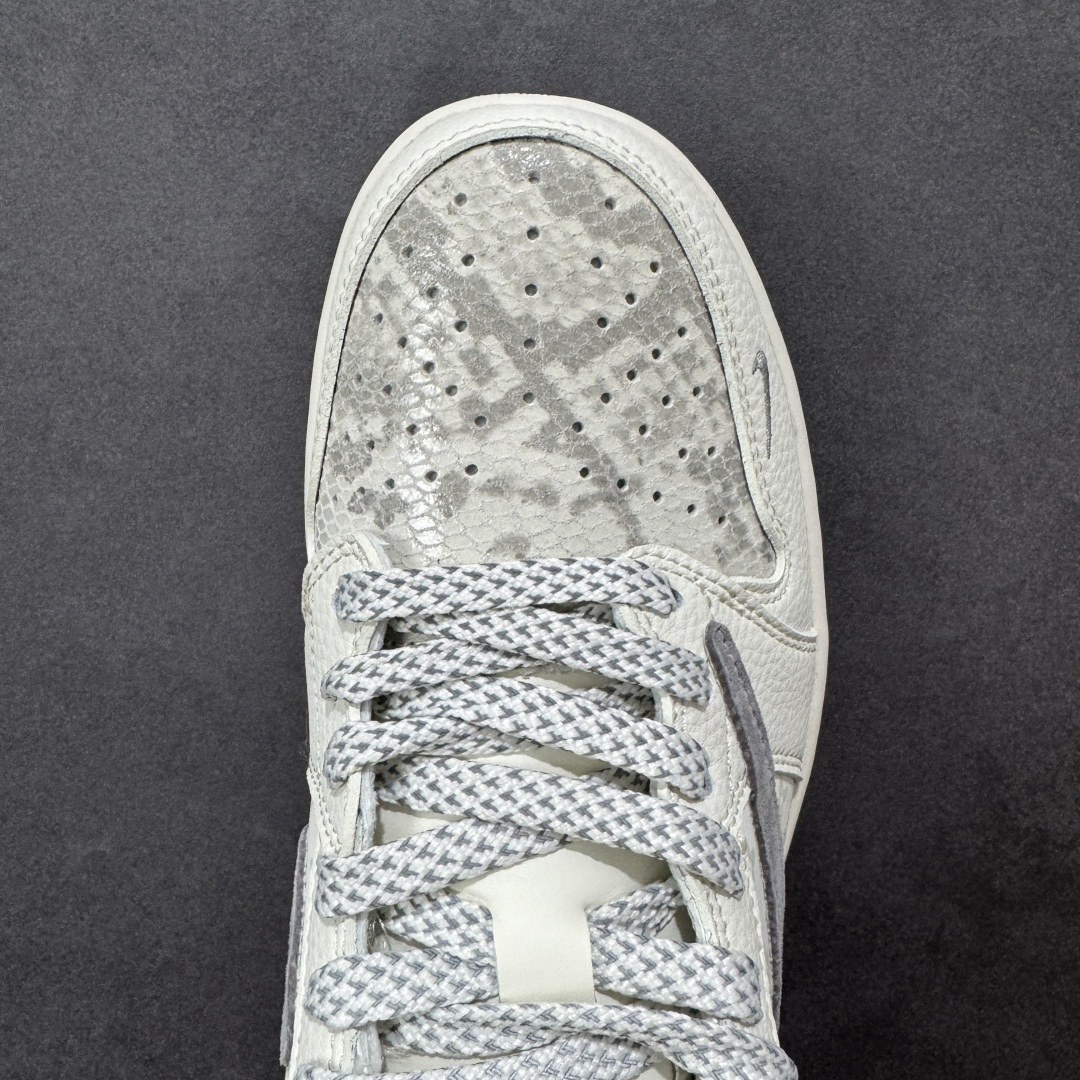 图片[8]-【定制版】Travis Scott x Jordan 1 Low “LV联名——印花米灰红” 高端定制 乔丹倒勾低帮休闲板鞋 大厂纯原品质出货 纯正版型 定制鞋盒 皮料切割干净无任何毛边 细节完美 超高清洁度 货号：QW5088-209 尺码：36 36.5 37.5 38 38.5 39 40 40.5 41 42 42.5 43 44 44.5 45-选品中心