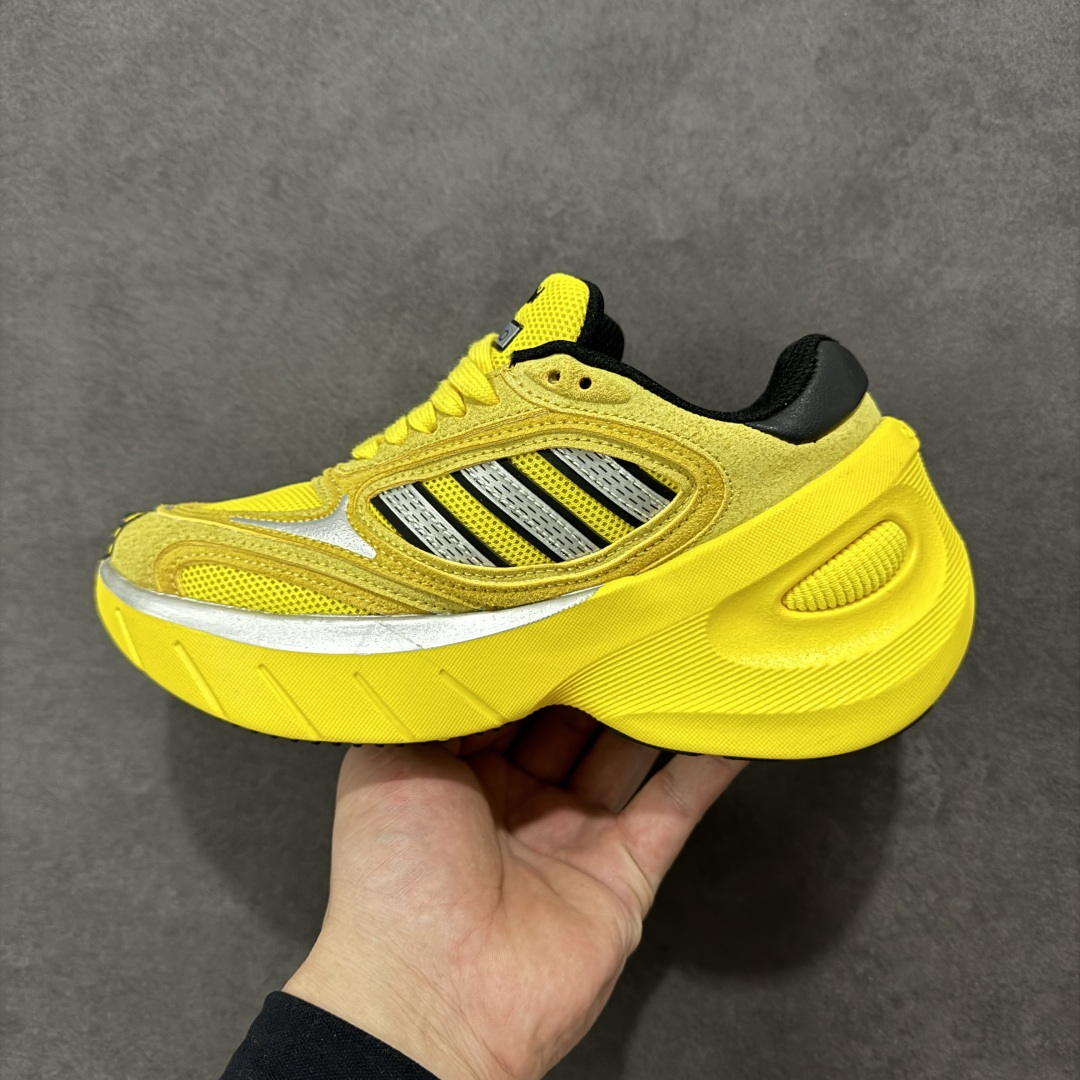 图片[2]-【公司级】Adidas Adizero Goukana 阿迪达斯 新款厚底低帮百搭休闲鞋 Adidas 再度以过往经典跑鞋为灵感，带来眼前这款复古与前卫共存的全新鞋款 adidas adiZero Goukana。Goukana 在日语中意味华丽，整体设计源于 2008 年的经典竞速跑鞋 adiZero Adios Neftenga。细节延续着 adizero 家族式的基因元素，鲜明色调诠释的同时，也注入当下厚底跑鞋的轮廓造型以及 Lightstrike 缓震的加持！ 货号：JP7177 尺码：36-45没半码-选品中心