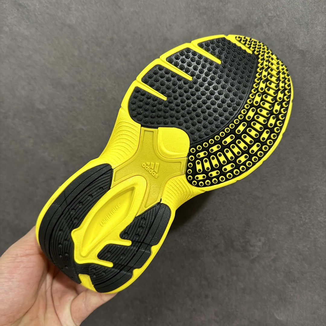 图片[9]-【公司级】Adidas Adizero Goukana 阿迪达斯 新款厚底低帮百搭休闲鞋 Adidas 再度以过往经典跑鞋为灵感，带来眼前这款复古与前卫共存的全新鞋款 adidas adiZero Goukana。Goukana 在日语中意味华丽，整体设计源于 2008 年的经典竞速跑鞋 adiZero Adios Neftenga。细节延续着 adizero 家族式的基因元素，鲜明色调诠释的同时，也注入当下厚底跑鞋的轮廓造型以及 Lightstrike 缓震的加持！ 货号：JP7177 尺码：36-45没半码-选品中心