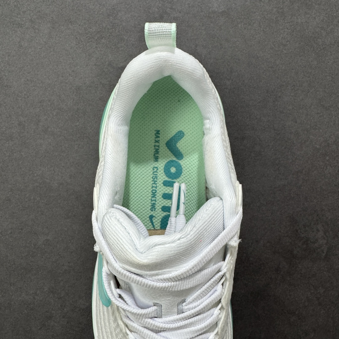 图片[7]-【公司级】Nike VOMERO PLUS 耐克 舒适减震防滑 低帮跑步鞋 全掌ReactX泡绵中底 前掌和后跟还配备了Air Zoom气垫单元 据说跑起来更快更舒适哦 这次最大的升级点 首次引入了ReactX泡绵 货号：HV8154-100 尺码：36 36.5 37.5 38 38.5 39 40 40.5 41 42 42.5 43 44 45 46-选品中心