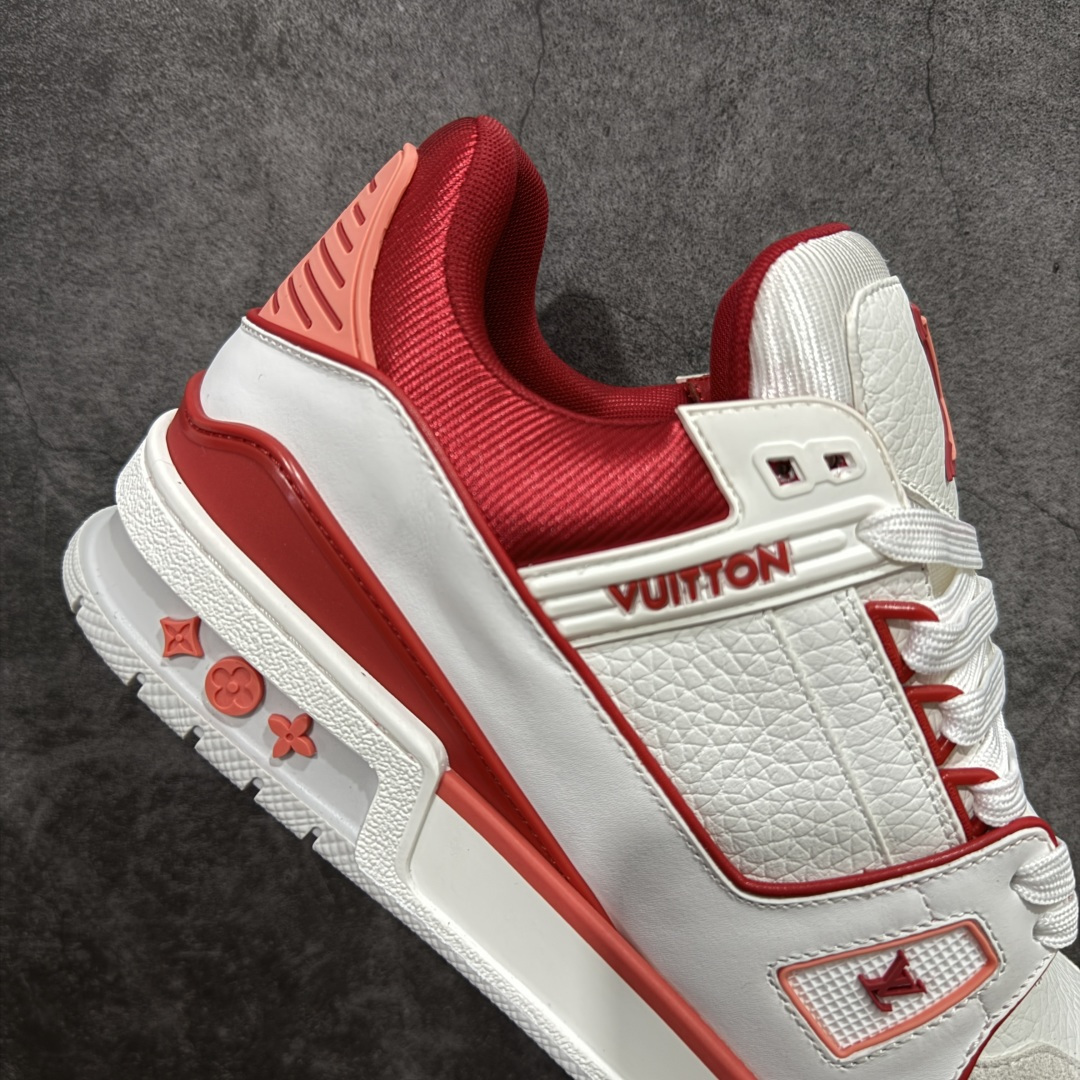 图片[7]-【天花板/Goat版】 市场最强版 没有之一的存在💪🏻 Louis Vuitton LV Trainer 系列全新版上架 手里有正品的可以对比下🆚懂货的看细节‼️ 此版品质是市场从未达到的新高度！ 整体版型 皮料 牛仔布的色差 压花纹路清晰度 后跟版型等等 都可以自行对比[机智]吊打市场所有货，怒甩十条街的那种，直接来正品对比图🆚，欢迎拿市场各大工厂的货来对比！ 尺码：35-45码-选品中心