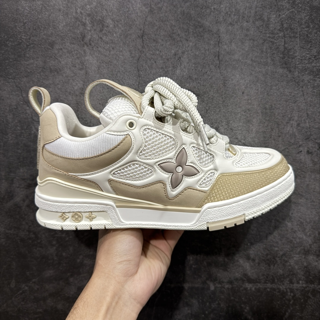 【佛山顶级超A版】Louis Vuitton LV Skate系列 米白 仓库现货 当天可取 佛山超A私人订单 专柜混卖零售专供 所有配色均为购买原版复刻 整体版型 皮料 市场独一无二 后跟版型都可以自行对比[机智]吊打市场所有货 怒甩十条街，欢迎拿市场各大工厂的货来对比！ 鞋舌烫金超正 压印程度秒杀市面90%以上的高端货 新配色陆续开发出货 尺码：39-46-选品中心