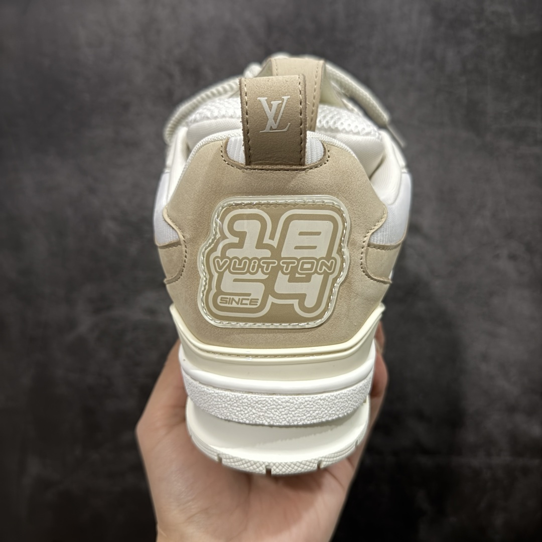 图片[4]-【佛山顶级超A版】Louis Vuitton LV Skate系列 米白 仓库现货 当天可取 佛山超A私人订单 专柜混卖零售专供 所有配色均为购买原版复刻 整体版型 皮料 市场独一无二 后跟版型都可以自行对比[机智]吊打市场所有货 怒甩十条街，欢迎拿市场各大工厂的货来对比！ 鞋舌烫金超正 压印程度秒杀市面90%以上的高端货 新配色陆续开发出货 尺码：39-46-选品中心