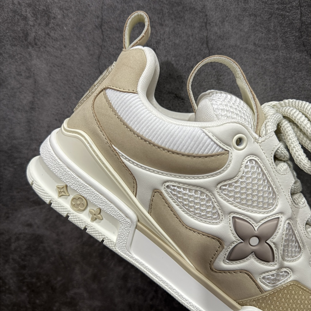 图片[7]-【佛山顶级超A版】Louis Vuitton LV Skate系列 米白 仓库现货 当天可取 佛山超A私人订单 专柜混卖零售专供 所有配色均为购买原版复刻 整体版型 皮料 市场独一无二 后跟版型都可以自行对比[机智]吊打市场所有货 怒甩十条街，欢迎拿市场各大工厂的货来对比！ 鞋舌烫金超正 压印程度秒杀市面90%以上的高端货 新配色陆续开发出货 尺码：39-46-选品中心