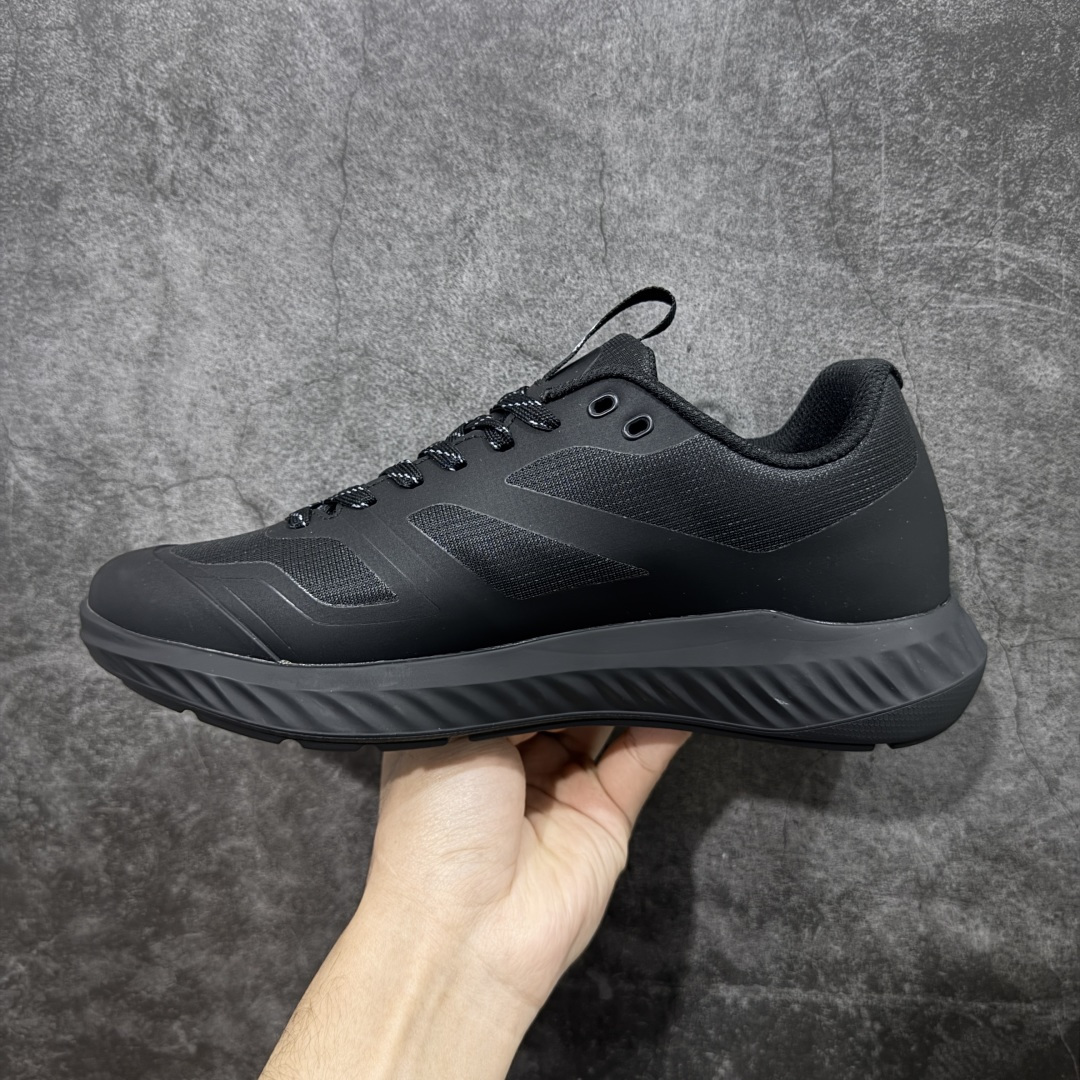 【纯原】Ecco/爱步 Biom皮面系列25新款 舒适百搭时尚运动健步鞋 防水款经典和现代工艺品质融合 