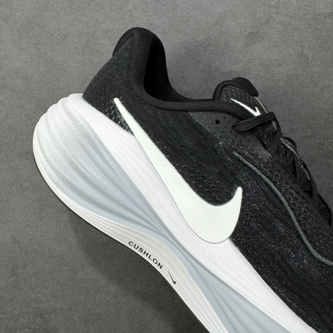 【公司级】Nike Zoom VOMERO 耐克 舒适减震防滑 低帮跑步鞋全掌ReactX泡绵中底 前掌