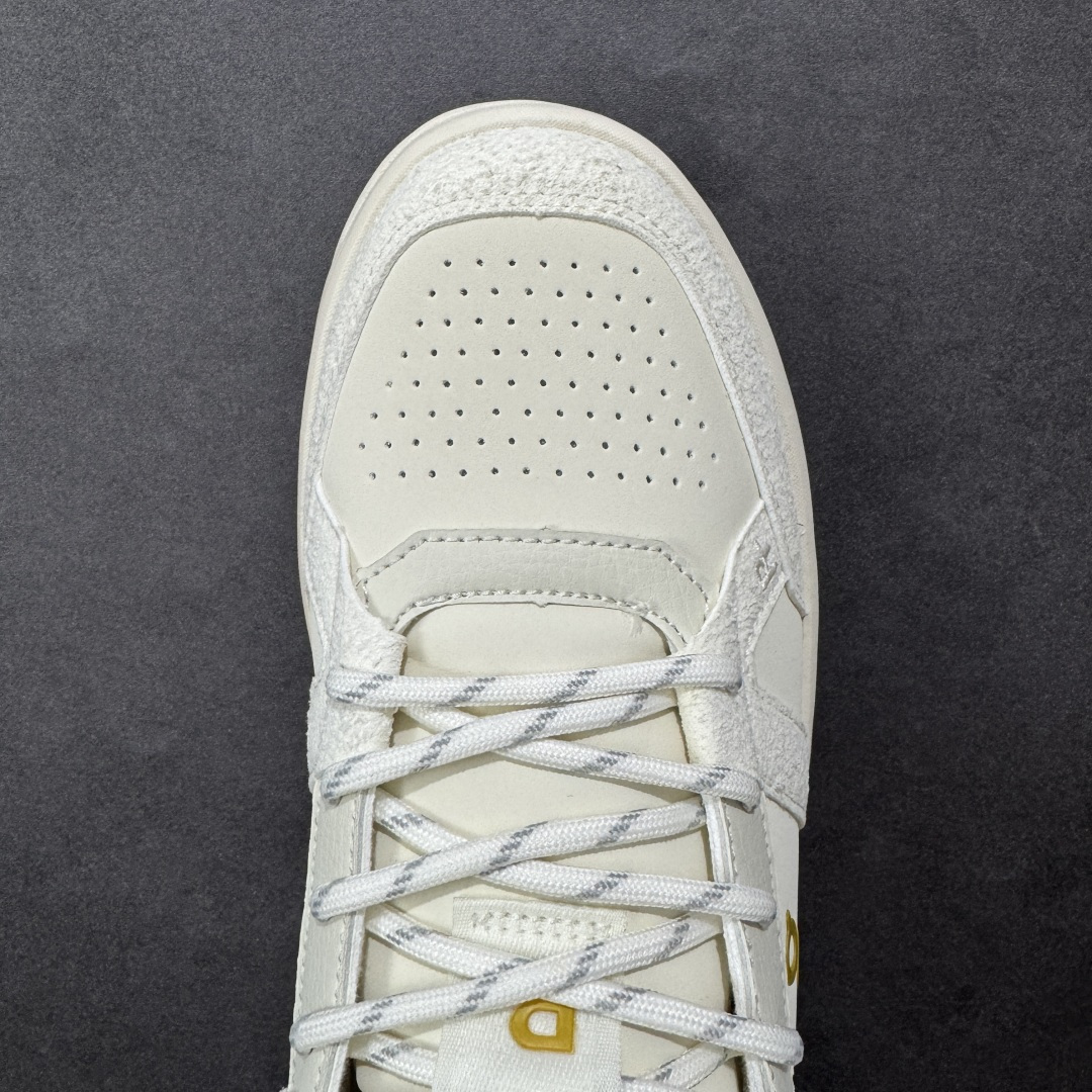 图片[8]-【公司级】On The Roger Clubhouse 昂跑 低帮 舒适网布减震防滑耐磨低邦长跑跑步鞋 稳健敏捷、功能多面，用轻量脚感和灵活反馈，助力跑步训练和运动健身。以Helion Superfoam打造Clouds Surferds科技鞋底，铸就灵活反馈、动态流畅体验。鞋跟内的精制足跟垫牢牢固定双足，提供柔软安全的体验；内置Speedboardd更好地推进跑者向前的每一步。根据运动机能编织纹路的工程网眼鞋面，轻盈柔软也坚韧耐用、舒适透气也灵活敏捷。 货号：3WF30583387 尺码：36-45 编码：AYB240250-选品中心