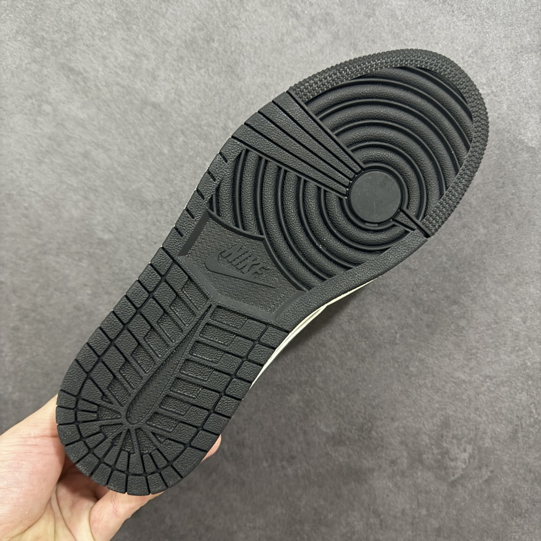 图片[9]-【定制版】Air Jordan 1 Low AJ1 乔1 古驰联名 倒钩高端定制 低帮复古篮球鞋 #定制鞋盒 大厂纯原品质出货 超高清洁度 皮料切割干净无任何毛边 细节完美 货号：CS5288-504 尺码：36 36.5 37.5 38 36.5 39 40 40.5 41 42 42.5 43 44 44.5 45 编码：CCB320330-选品中心