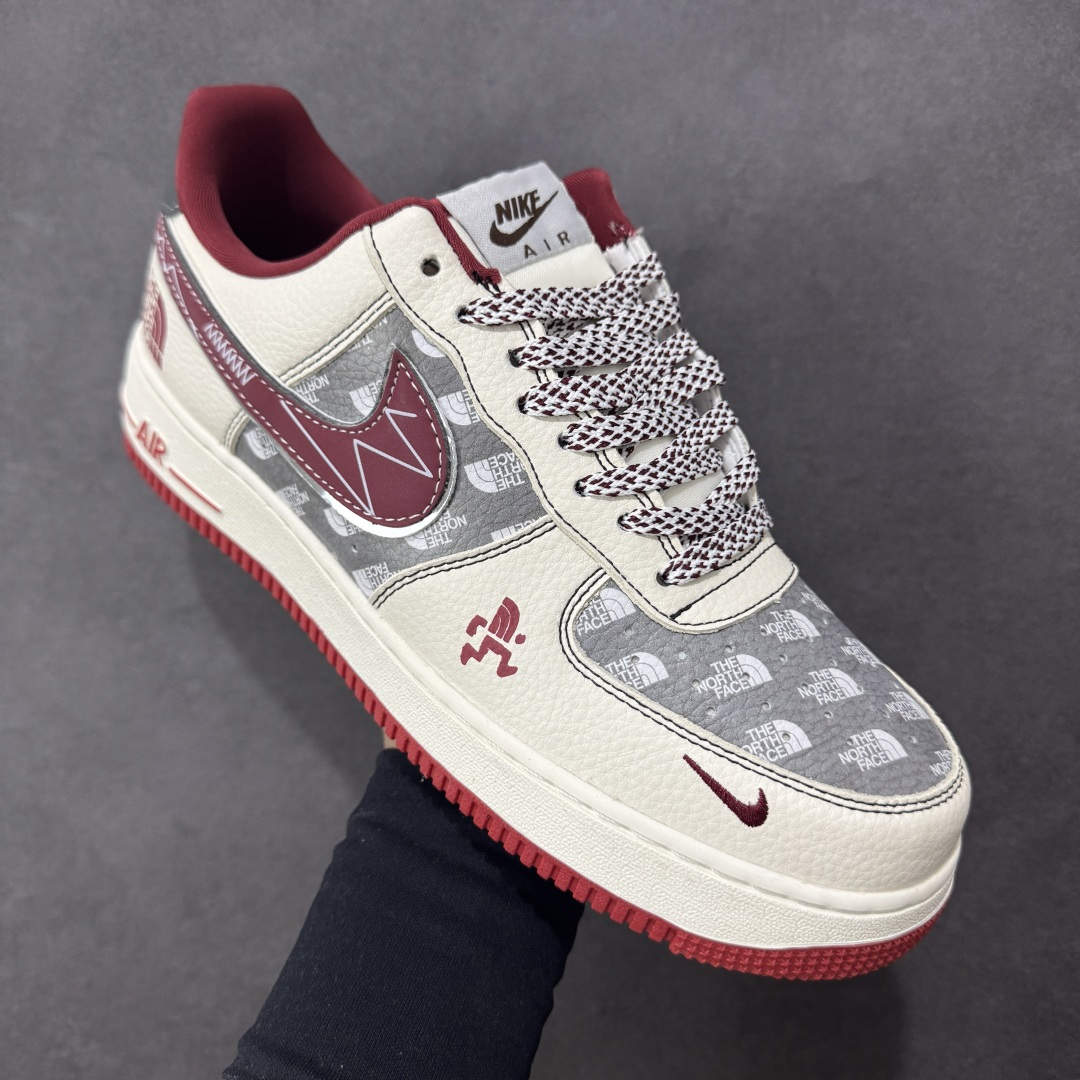 图片[3]-【定制版】NIke Air Force 1 \’07 Low “北面联名——米灰拼接”空军一号 低帮 运动鞋 休闲鞋 折边针车 工艺难度大 原楦头原纸板 原装鞋盒 定制五金配件 内置全掌气垫 原厂鞋底 货号：SY1388-015 尺码：36 36.5 37.5 38 38.5 39 40 40.5 41 42 42.5 43 44 44.5 45 编码：HXSA310320-选品中心