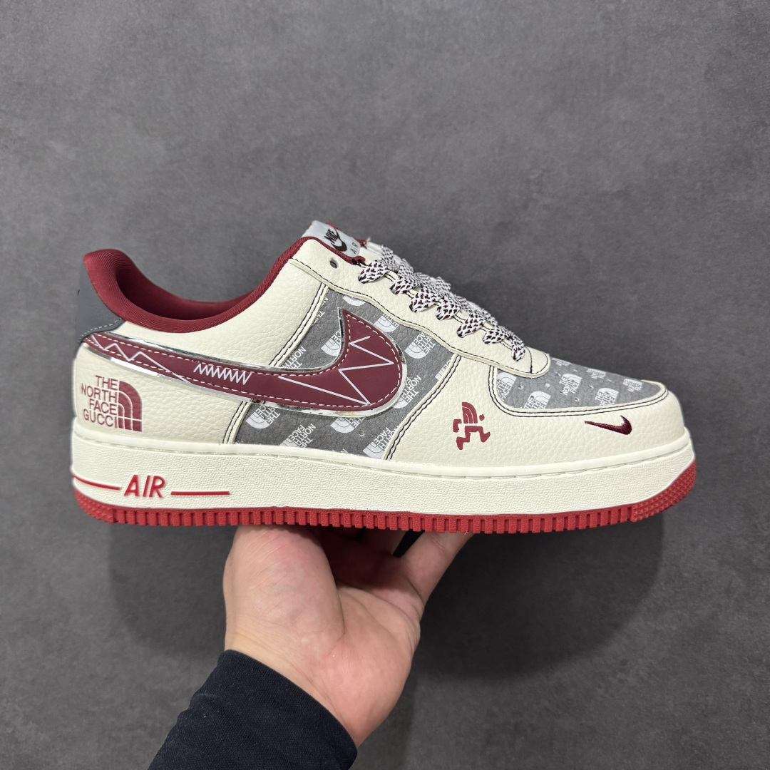 【定制版】NIke Air Force 1 \'07 Low “北面联名——米灰拼接”空军一号 低帮 运动鞋 休闲鞋 折边针车 工艺难度大 原楦头原纸板 原装鞋盒 定制五金配件 内置全掌气垫 原厂鞋底 货号:SY1388-015 尺码:36 36.5 37.5 38 38.5 39 40 40.5 41 42 42.5 43 44 44.5 45 编码:HXSA310320-选品中心