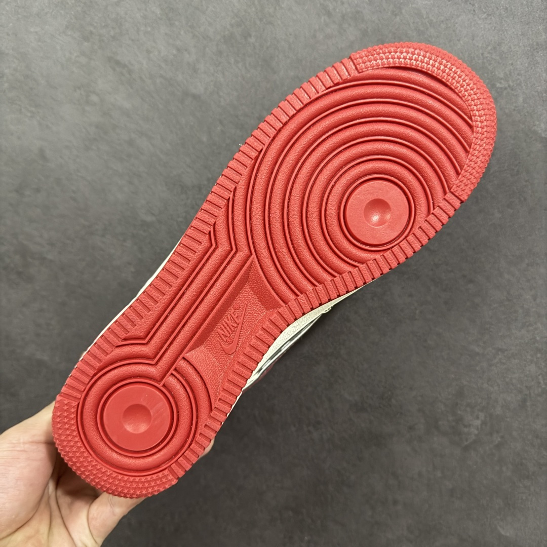 图片[9]-【定制版】NIke Air Force 1 \’07 Low “北面联名——米灰拼接”空军一号 低帮 运动鞋 休闲鞋 折边针车 工艺难度大 原楦头原纸板 原装鞋盒 定制五金配件 内置全掌气垫 原厂鞋底 货号：SY1388-015 尺码：36 36.5 37.5 38 38.5 39 40 40.5 41 42 42.5 43 44 44.5 45 编码：HXSA310320-选品中心