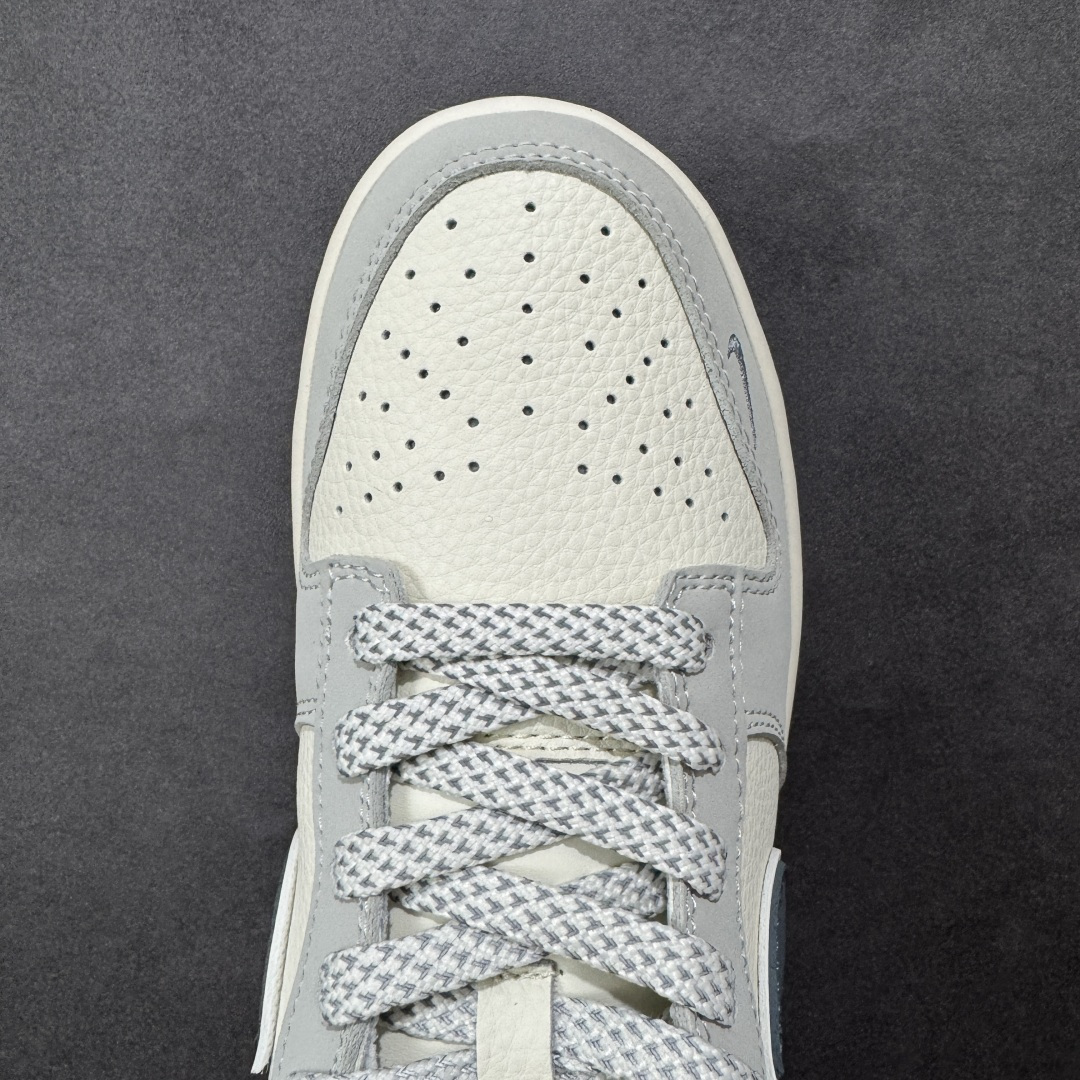 图片[8]-【定制版】Nike SB Dunk Low Supreme联名 米灰红 周年高端定制 低帮休闲板鞋  #定制鞋盒 大厂纯原品质出货 超高清洁度 皮料切割干净无任何毛边 细节完美 货号： JP1628-029  尺码：36 36.5 37.5 38 38.5 39 40 40.5 41 42 42.5 43 44 44.5 45-选品中心
