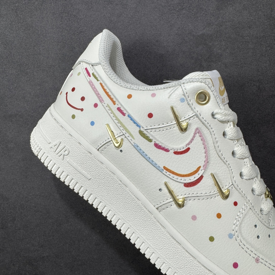 图片[6]-【定制版】Nike Air Force 1\’07 Low 二次元主题 四勾彩喷 空军一号低帮休闲板鞋 ZH0316-151  #定制皮料 定制鞋盒 原楦原纸板 纯正空军版型 内置全掌气垫  尺码：36 36.5 37.5 38 38.5 39 40 40.5 41 42 42.5 43 44 44.5 45 编码：HXSA310320-选品中心