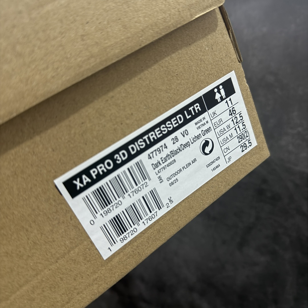 图片[11]-【GOAT纯原版】SALOMON 萨洛蒙 XA PRO 3D 户外运动 网布减震防滑透气 低帮跑步鞋 男女同款绿棕色 马毛 马年限定477974 全新品质 巅峰之作 所有配色均购物原版拆解1：1开发 原材料打造 非市场公版便宜货 私模大底 清洁度比市场所有版本都高 全套原纸板楦头开发 原厂网布配套 确保原汁原味 完美呈现版型 原档数据独家私模五层组合大底 男女鞋同步官方开发至47 原装Ortholite轻量化鞋垫 中底布带钢印编号 原厂TPU锁扣 进口港宝加持 后跟自然饱满 还原公司包裹性 鞋面采用SENSIFT贴合技术 全方位贴合包裹脚型 鞋跟部鞋底牵引设计 提供强大的抓地性能 更适应野外崎岖不平的道路 其3D ADVANCED CHASSIS底盘 材料轻量大化 钉齿设计更具稳定性 防护性 鞋底易磨损区运用CONTAGRIP高耐磨材料 应对城市硬质路面长距离跑考验 尺码：36 36.5 37.5 38 38.5 39 40 40.5 41 42 42.5 43 44 45 46 47-选品中心