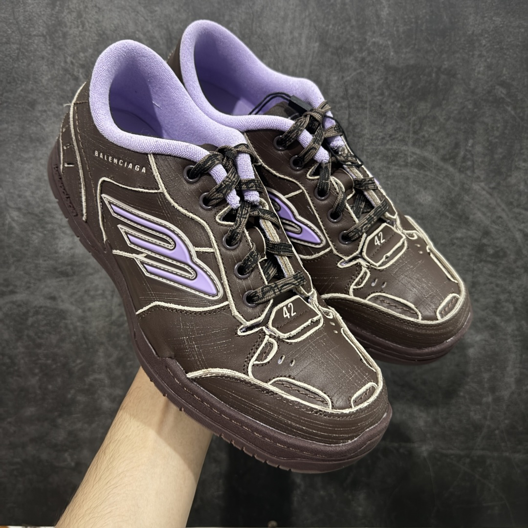 【纯原PK版】Balenciag 巴黎世家18代 最新Hamptons系列 情侣款 破损 做旧 休闲 运动鞋 顶级大厂出品 天花板品质 品质细节比工厂版本都要好很多 自行对比 原版购入开发做货 ▪️面料: 原版定制进口头层牛皮 ▪️内里:进口透气毛巾绒里 ▪️鞋底:原版开模防滑橡胶材质 ▪️底厚:3CM ▪️尺码: 35-46-选品中心