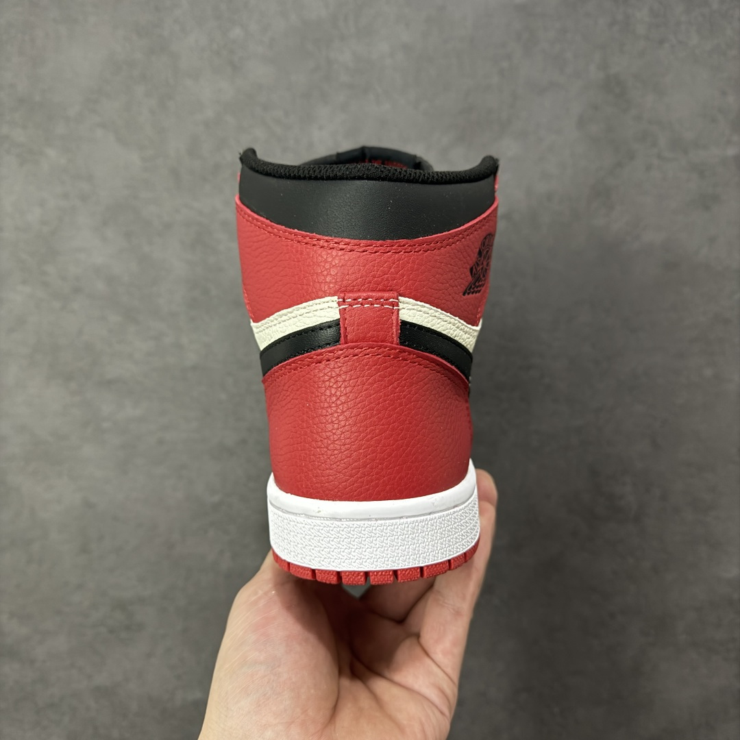 图片[4]-【公司级头层版】Air Jordan 1 High OG 高帮 白棕 AJ1 乔丹1代 aj1 乔1 高邦 金人吊牌 乔丹篮球鞋系列555088-610 采用正确头层皮组合荔枝纹头层皮革鞋面材质 中底注胶孔及缜密中底拉帮工艺 内置气垫及耐磨橡胶大底 尺码：36-47.5-选品中心