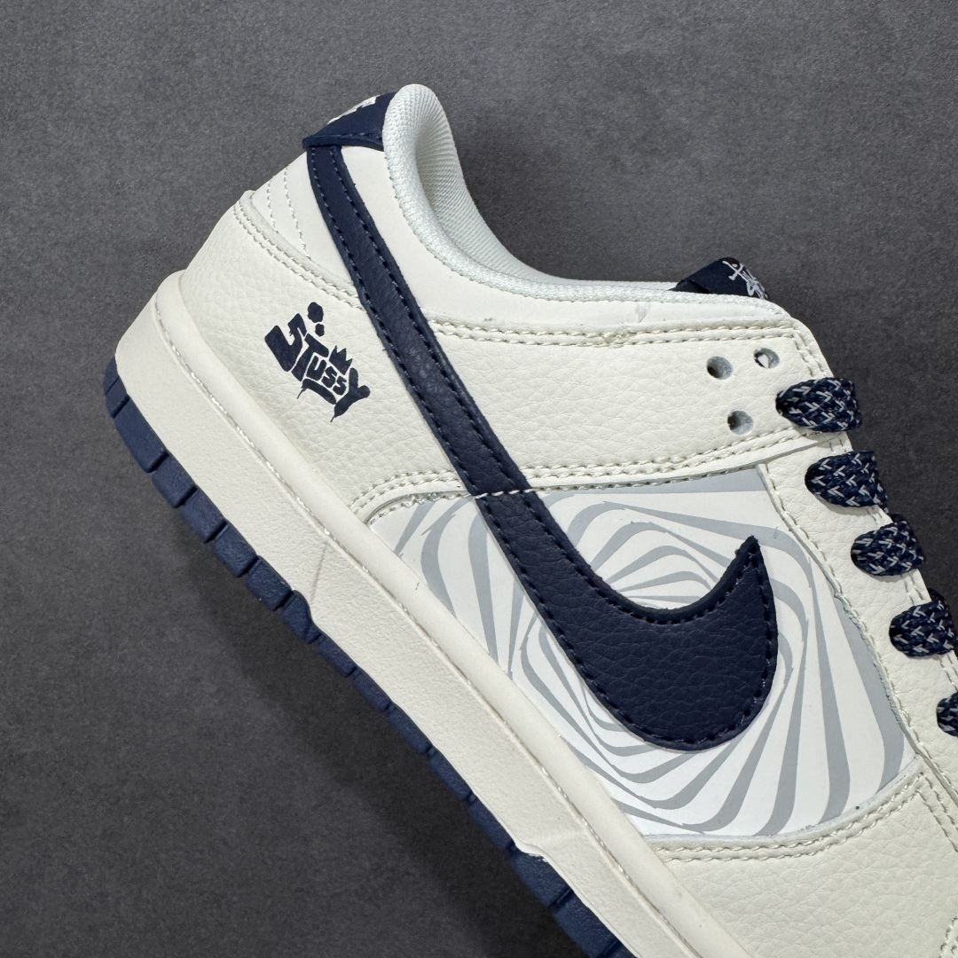 【纯原】Nike SB Dunk Low “斯图西联名——米蓝勾反光” 高端定制 低帮休闲板鞋 定制鞋盒