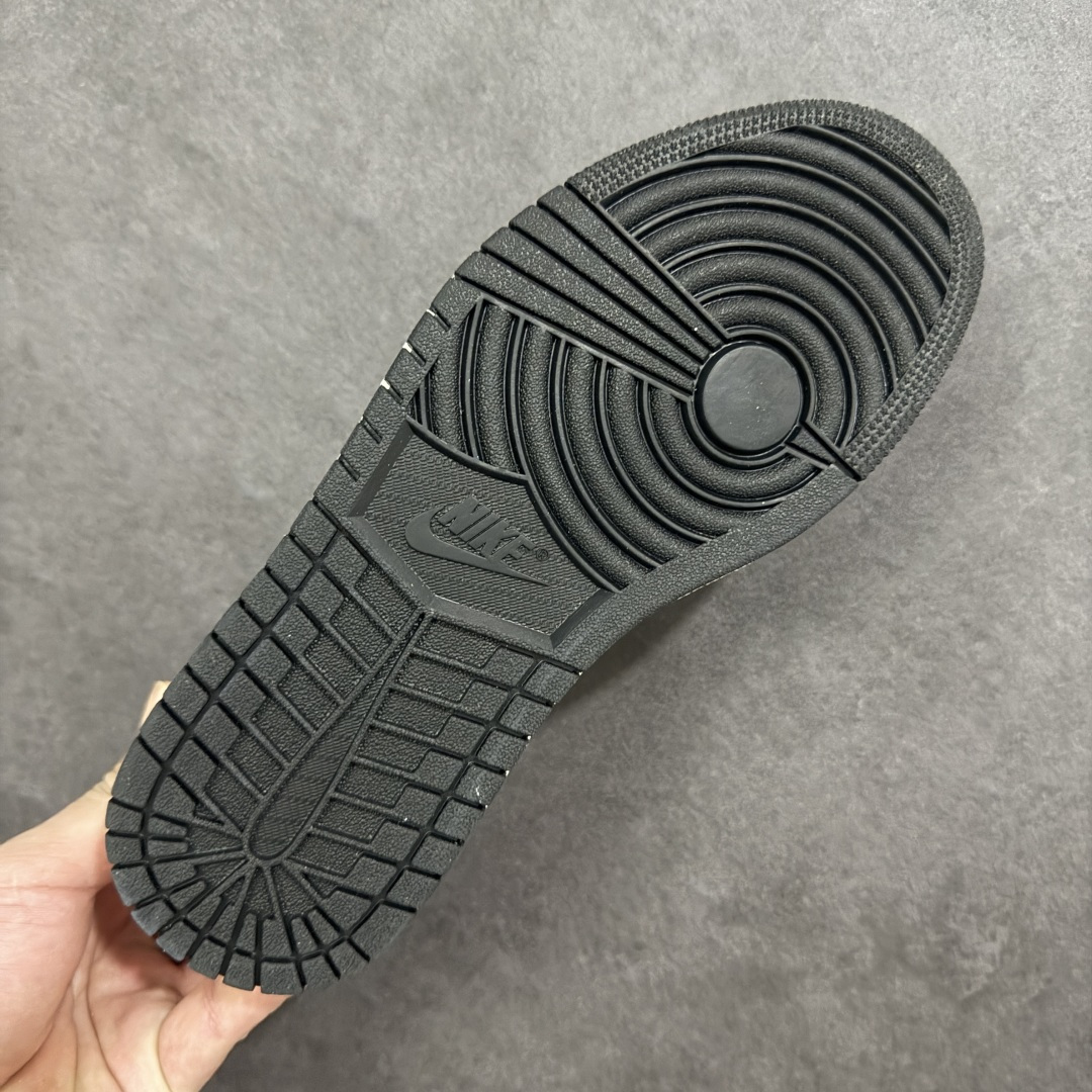 【纯原】高端定制 Travis Scott x Jordan 1 Low LV 迪士尼 三方联名-白黑米