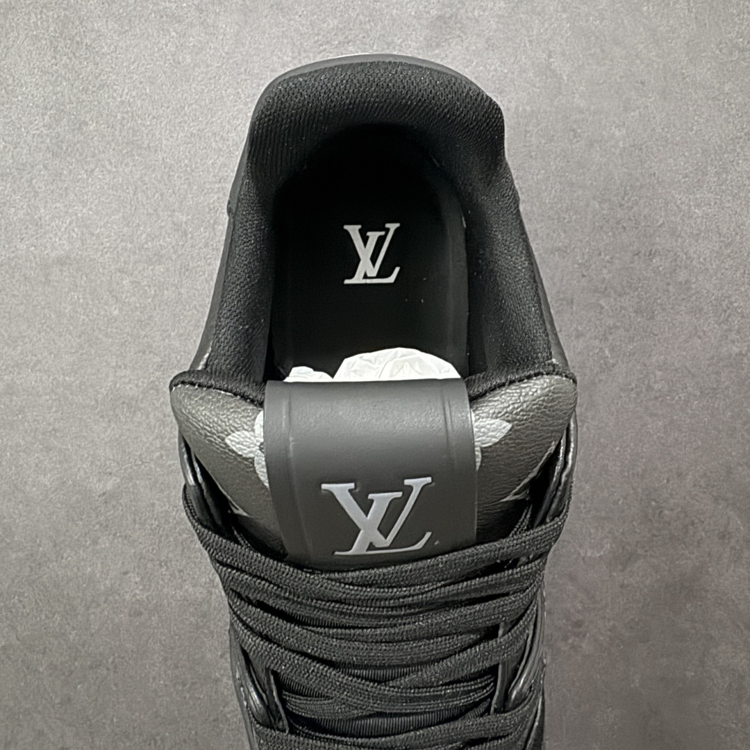 图片[7]-【广东纯原版本】LV Run Away 运动鞋 拼接 Epi 牛皮革和 Monogram 压纹粒面牛皮革，再现传统跑鞋的灵感启发。楔形外底延续标志性设计，品牌字母和标识分饰鞋舌和鞋后。Monogram 压纹粒面牛皮革和 Epi 牛皮革橡胶外底 尺码：35-45 编码：FJB390400-选品中心