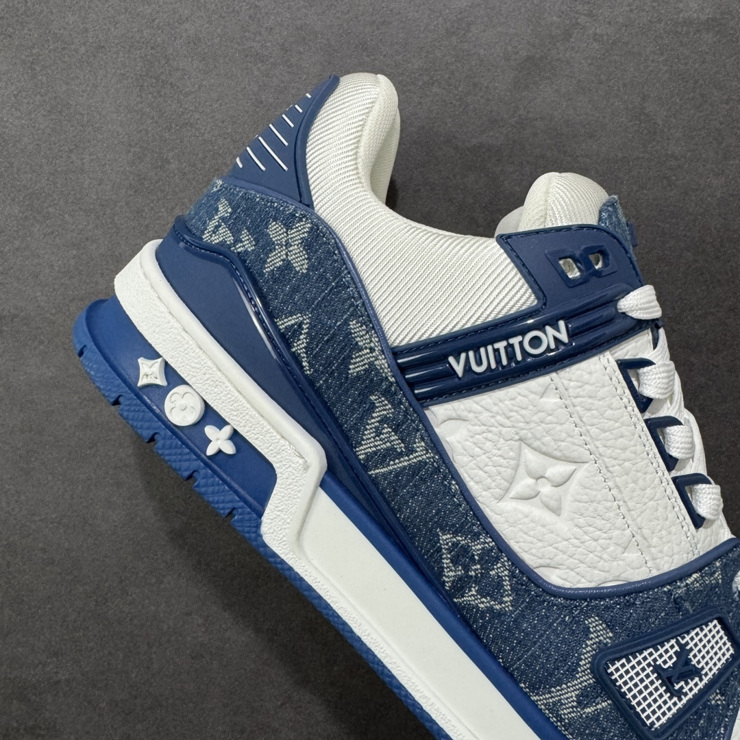 图片[6]-【广东纯原版本】LV Run Away 运动鞋 拼接 Epi 牛皮革和 Monogram 压纹粒面牛皮革，再现传统跑鞋的灵感启发。楔形外底延续标志性设计，品牌字母和标识分饰鞋舌和鞋后。Monogram 压纹粒面牛皮革和 Epi 牛皮革橡胶外底 尺码：35-45 编码：FJB390400-选品中心