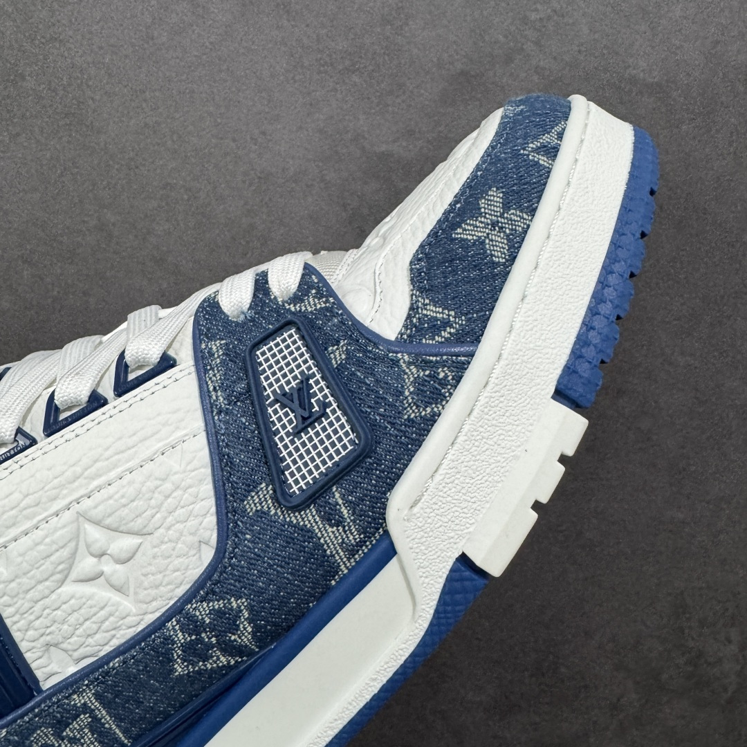 图片[5]-【广东纯原版本】LV Run Away 运动鞋 拼接 Epi 牛皮革和 Monogram 压纹粒面牛皮革，再现传统跑鞋的灵感启发。楔形外底延续标志性设计，品牌字母和标识分饰鞋舌和鞋后。Monogram 压纹粒面牛皮革和 Epi 牛皮革橡胶外底 尺码：35-45 编码：FJB390400-选品中心