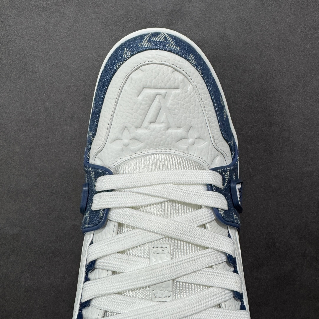 图片[8]-【广东纯原版本】LV Run Away 运动鞋 拼接 Epi 牛皮革和 Monogram 压纹粒面牛皮革，再现传统跑鞋的灵感启发。楔形外底延续标志性设计，品牌字母和标识分饰鞋舌和鞋后。Monogram 压纹粒面牛皮革和 Epi 牛皮革橡胶外底 尺码：35-45 编码：FJB390400-选品中心