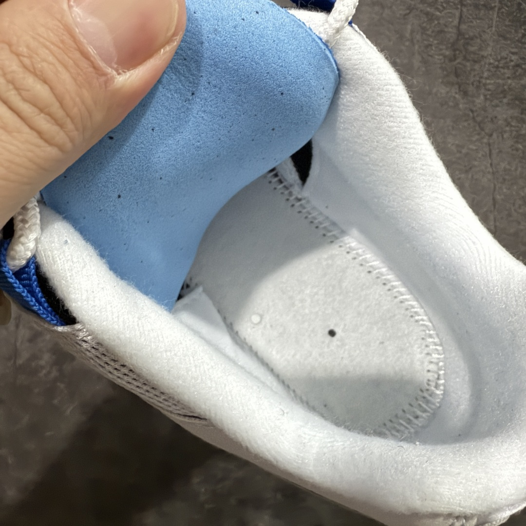 图片[9]-【EM纯原/小绿x】NK Air Max 95 OG 联名复古舒适气垫运动鞋 IM7410-100 全部配色 原鞋开发生产 高度还原 一眼ZP既视感 男女鞋真标半码制 原楦原纸版数据开发 环保进口透气牛皮革材质 高弹EVA缓震中底组合开窗式Air气垫装置 外置防滑耐磨橡胶外底❗ 尺码：36 37.5 38 38.5 39 40 40.5 41 42 42.5 43 44 44.5 45 46 47.5-选品中心