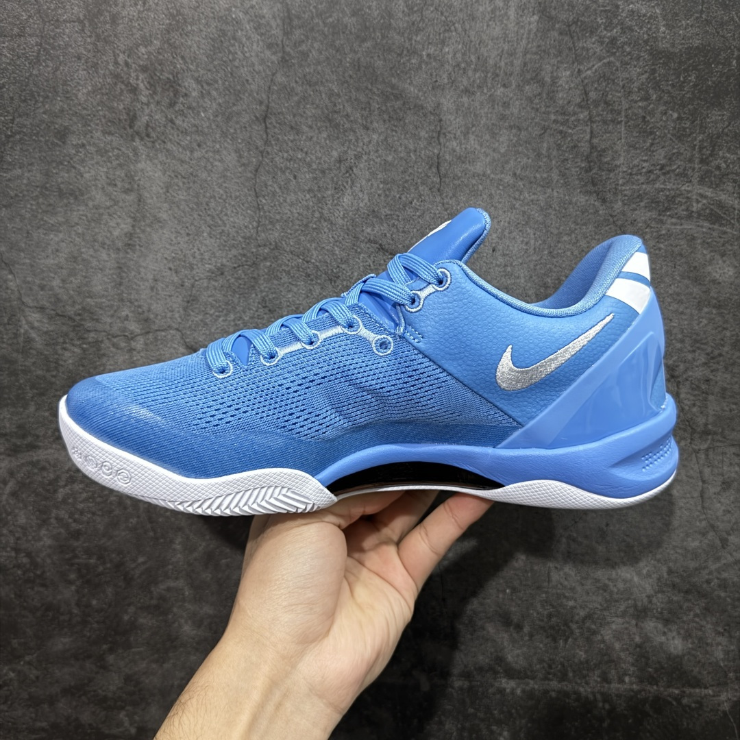 图片[2]-【CK纯原版】Nike Zoom Kobe Ⅷ System 科比8代低帮实战篮球鞋 鞋垫升级配备超厚PHYLON中底 前后掌部位搭载Zoom气垫单元 塑料碳纤维支撑中板 KOBE VII体系的速度模块配备了 PHYLON 中底和在前后掌部位的 Zoom气垫单元，提供快速响应的缓冲。同时，采用低帮弹力鞋口设计，使鞋子能够紧贴脚踝提供更好的支撑。速度模块采用贴合脚面的舒适包裹设计，摒弃传统的鞋舌和鞋内套，使球鞋更加轻质。 货号：HM6469-401 尺码：39-47.5-选品中心