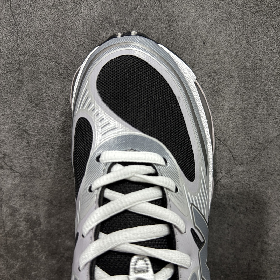 图片[5]-【纯原版】New Balance 新百伦 NB2000 网面休闲鞋 U20003OZ NB官方重磅新品 一款融合复古设计与现代科技的跑鞋，以其经典的造型和舒适脚感，成为2025年复古潮流爱好的推荐单品。 极具视觉冲击力的5根ABZORB单元，以及无缝鞋面的设计，加上3M反光材质的装饰，比之前推出的9060系列更夸张，更具未来感。 尺码：36-46.5-选品中心