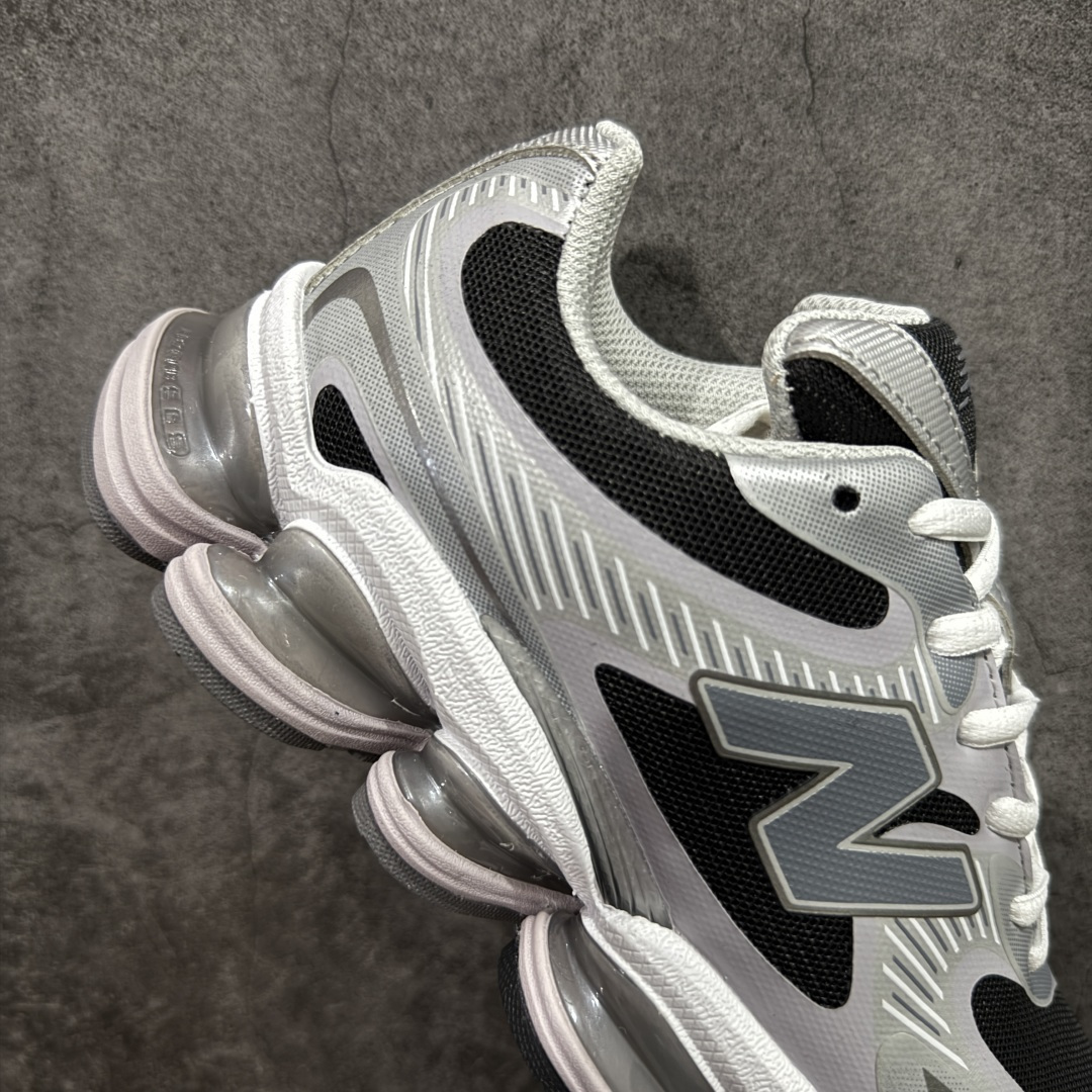 图片[7]-【纯原版】New Balance 新百伦 NB2000 网面休闲鞋 U20003OZ NB官方重磅新品 一款融合复古设计与现代科技的跑鞋，以其经典的造型和舒适脚感，成为2025年复古潮流爱好的推荐单品。 极具视觉冲击力的5根ABZORB单元，以及无缝鞋面的设计，加上3M反光材质的装饰，比之前推出的9060系列更夸张，更具未来感。 尺码：36-46.5-选品中心