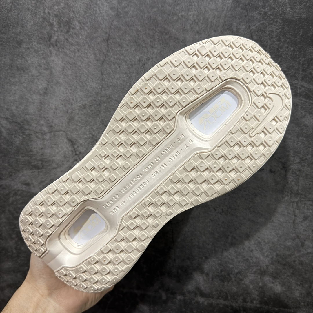 图片[9]-【YH纯原】Nike VOMERO PREMIUM 耐克 舒适减震防滑 低帮跑步鞋 全掌ReactX泡绵中底 前掌和后跟还配备了Air Zoom气垫单元 据说跑起来更快更舒适哦 这次最大的升级点 首次引入了ReactX泡绵 货号：HQ2050-835 尺码：36 36.5 37.5 38 38.5 39 40 40.5 41 42 42.5 43 44 45-选品中心