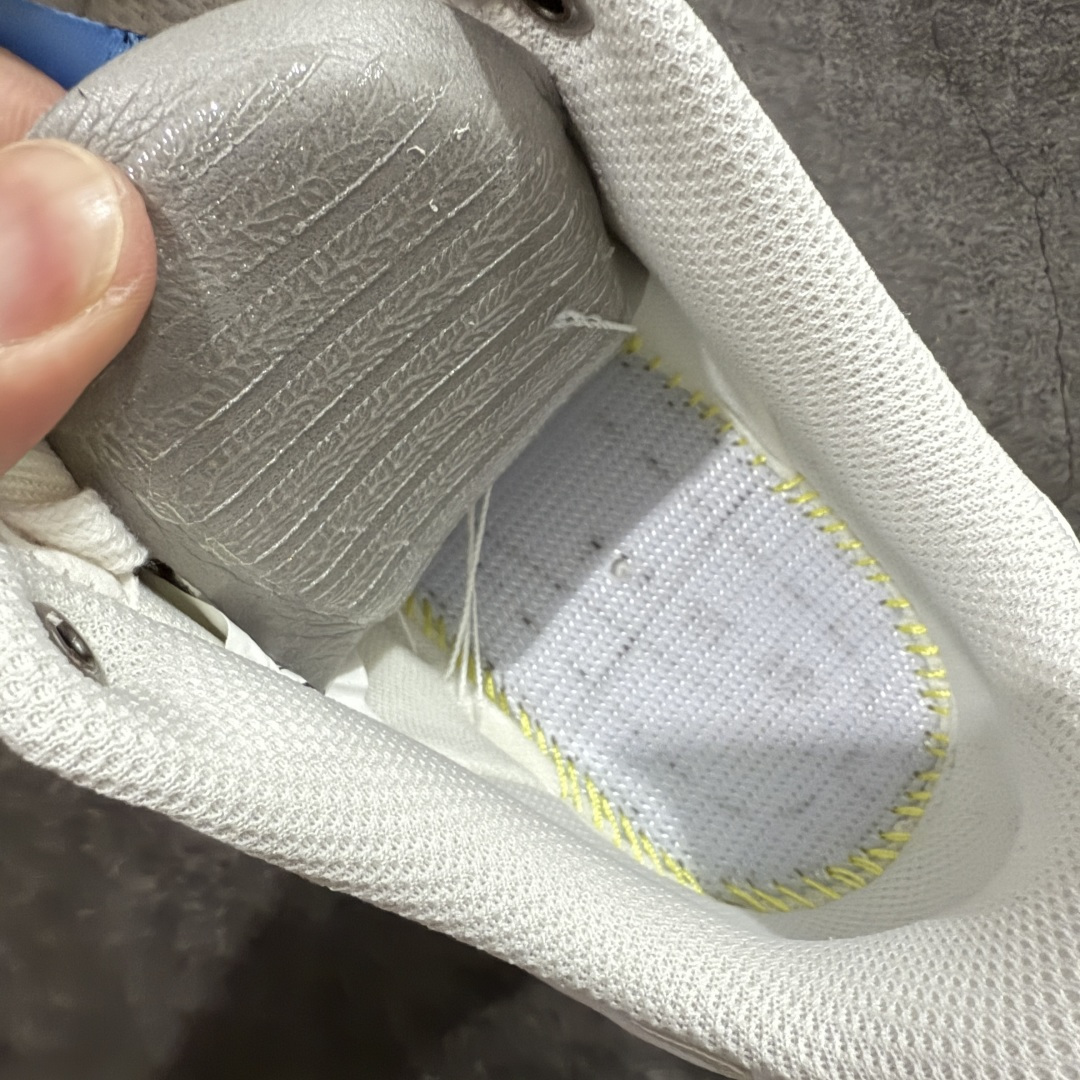 图片[8]-【礼盒版】NIke Air Force 1 ‘07 Low 空军一号低帮 马年限定 运动鞋 休闲鞋 马年定制限定大礼盒包装 折边针车 工艺难度大 原楦头原纸板 原装鞋盒 定制五金配件 内置全掌气垫 原厂鞋底 货号：IQ1119-011 尺码：36 36.5 37.5 38 38.5 39 40 40.5 41 42 42.5 43 44 44.5 45-选品中心