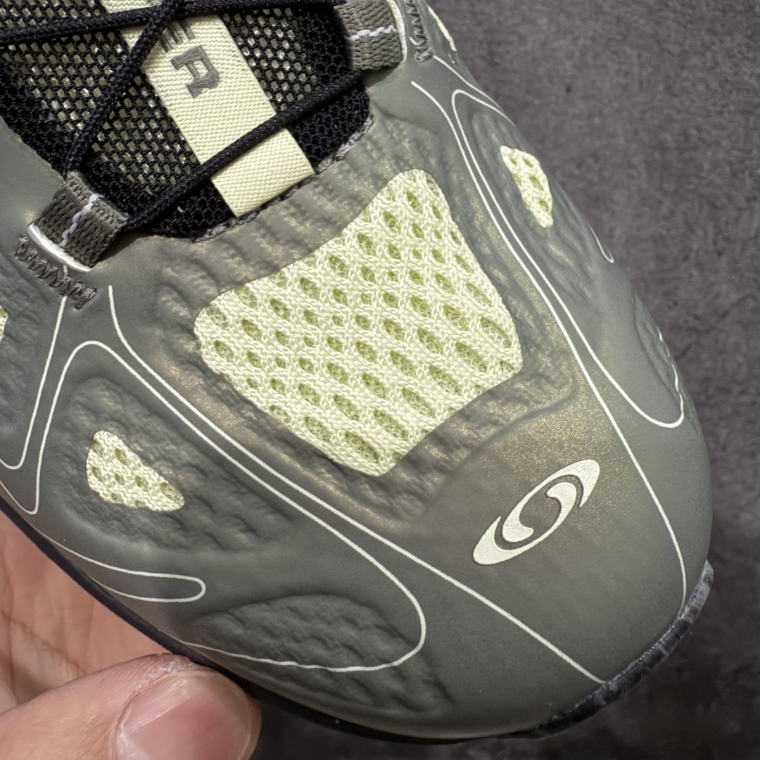 图片[5]-【绿x版本】SALOMON萨洛蒙 XT-WHISPER VOID 舒适柔软 休闲跑步鞋 男女同款 END联名 491703 28 纯原外贸平台特供订单 耗时半年巨作 #全套原纸板楦头开发 #原厂特供网布配套加持 #确保原汁原味 完美呈现版型 #原档数据独家私模五层组合大底 #男女鞋同步官方开发至46 #原装Ortholite轻量化鞋垫 #中底布带钢印编号 原厂TPU锁扣 #进口港宝加持 后跟自然饱满 还原公司包裹性 #鞋面采用SENSIFT贴合技术 #全方位贴合包裹脚型 #鞋跟部鞋底牵引设计 #提供强大的抓地性能 #更适应野外崎岖不平的道路 #基于 SALOMON 初代 XT 鞋身造型并搭载 4D ADVANCED CHASSIS™ 大底打造而成 为这款 XT-WHISPER 带来了多项足部控制与保护等功能性 如在运动过程中控制左右晃动的过程而提高稳定性、改善长途越野过程中足中到足尖的过渡、提高感知岩石的精确度以抵抗尖锐物体对脚底的伤害以及采用动态缓冲来增强穿着舒适感 从而减轻疲劳感 使 XT-WHISPER 成为一双舒适且安全的户外之履 尺码：36 36.5 37.5 38 38.5 39 40 40.5 41 42 42.5 43 44 45 46-选品中心