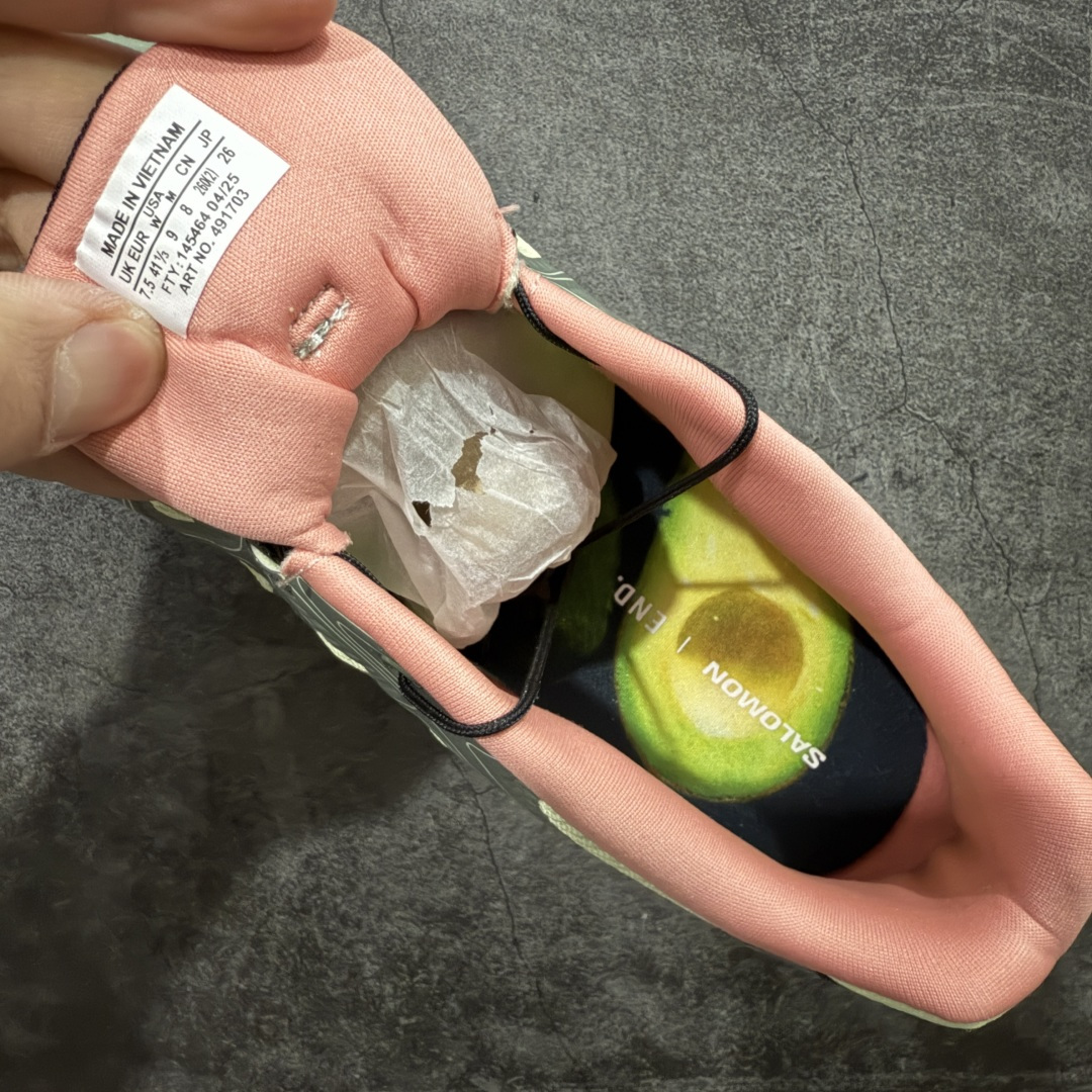 图片[7]-【绿x版本】SALOMON萨洛蒙 XT-WHISPER VOID 舒适柔软 休闲跑步鞋 男女同款 END联名 491703 28 纯原外贸平台特供订单 耗时半年巨作 #全套原纸板楦头开发 #原厂特供网布配套加持 #确保原汁原味 完美呈现版型 #原档数据独家私模五层组合大底 #男女鞋同步官方开发至46 #原装Ortholite轻量化鞋垫 #中底布带钢印编号 原厂TPU锁扣 #进口港宝加持 后跟自然饱满 还原公司包裹性 #鞋面采用SENSIFT贴合技术 #全方位贴合包裹脚型 #鞋跟部鞋底牵引设计 #提供强大的抓地性能 #更适应野外崎岖不平的道路 #基于 SALOMON 初代 XT 鞋身造型并搭载 4D ADVANCED CHASSIS™ 大底打造而成 为这款 XT-WHISPER 带来了多项足部控制与保护等功能性 如在运动过程中控制左右晃动的过程而提高稳定性、改善长途越野过程中足中到足尖的过渡、提高感知岩石的精确度以抵抗尖锐物体对脚底的伤害以及采用动态缓冲来增强穿着舒适感 从而减轻疲劳感 使 XT-WHISPER 成为一双舒适且安全的户外之履 尺码：36 36.5 37.5 38 38.5 39 40 40.5 41 42 42.5 43 44 45 46-选品中心