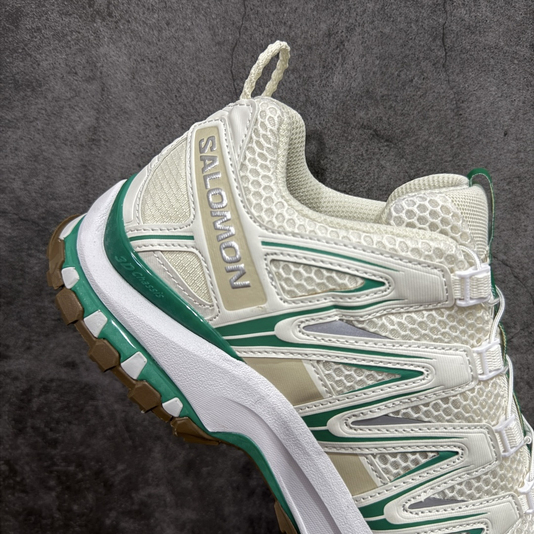 图片[7]-【666版本】SALOMON 萨洛蒙 XA PRO 3D 户外运动 网布减震防滑透气 低帮跑步鞋 男女同款 白绿 478874 全新品质 巅峰之作 所有配色均购物原版拆解1：1开发 原材料打造 非市场公版便宜货 私模大底 清洁度比市场所有版本都高 全套原纸板楦头开发 原厂网布配套 确保原汁原味 完美呈现版型 原档数据独家私模五层组合大底 男女鞋同步官方开发至46 原装Ortholite轻量化鞋垫 中底布带钢印编号 原厂TPU锁扣 进口港宝加持 后跟自然饱满 还原公司包裹性 鞋面采用SENSIFT贴合技术 全方位贴合包裹脚型 鞋跟部鞋底牵引设计 提供强大的抓地性能 更适应野外崎岖不平的道路 其3D ADVANCED CHASSIS底盘 材料轻量大化 钉齿设计更具稳定性 防护性 鞋底易磨损区运用CONTAGRIP高耐磨材料 应对城市硬质路面长距离跑考验 尺码：36 36.5 37.5 38 38.5 39 40 40.5 41 42 42.5 43 44 45 46-选品中心