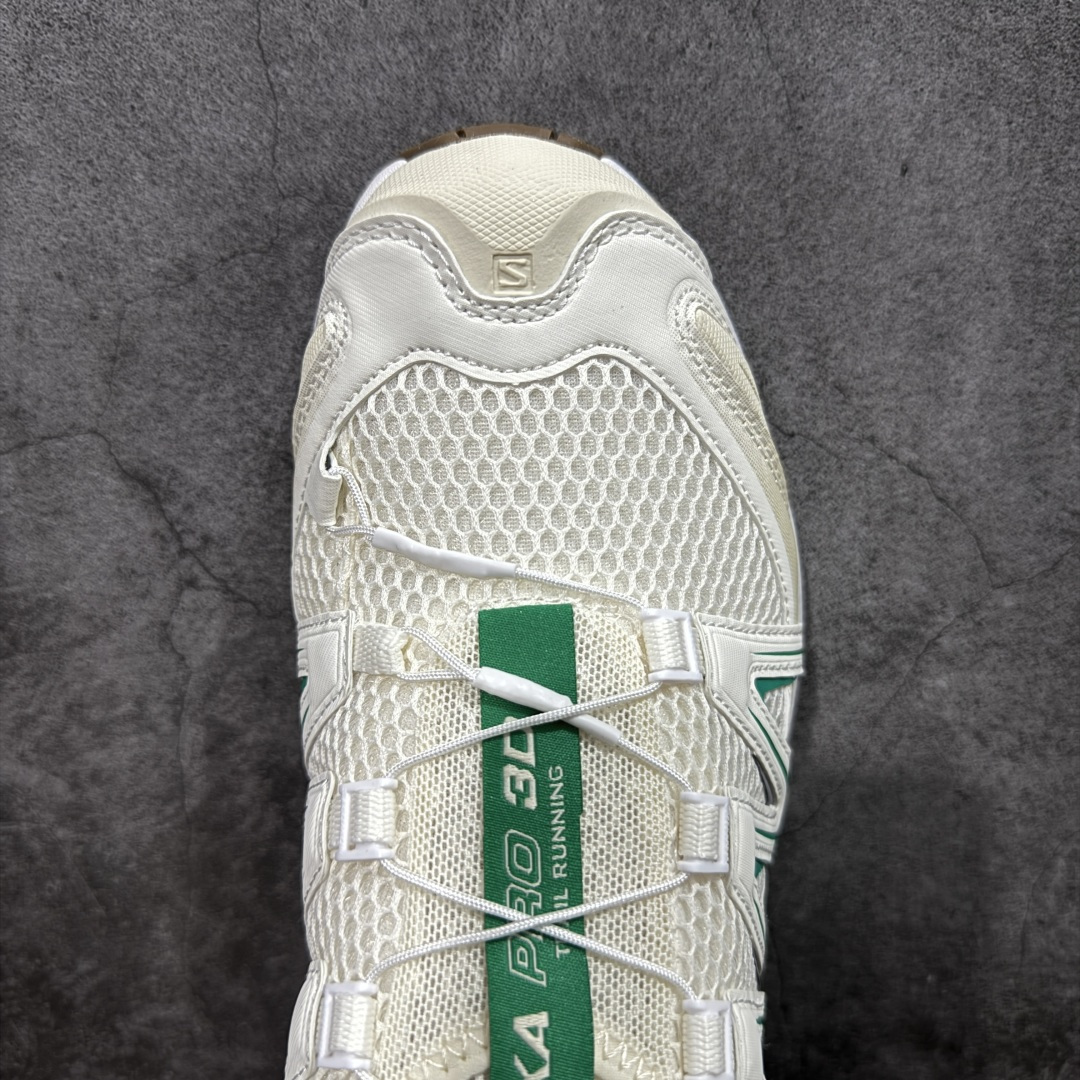 图片[5]-【666版本】SALOMON 萨洛蒙 XA PRO 3D 户外运动 网布减震防滑透气 低帮跑步鞋 男女同款 白绿 478874 全新品质 巅峰之作 所有配色均购物原版拆解1：1开发 原材料打造 非市场公版便宜货 私模大底 清洁度比市场所有版本都高 全套原纸板楦头开发 原厂网布配套 确保原汁原味 完美呈现版型 原档数据独家私模五层组合大底 男女鞋同步官方开发至46 原装Ortholite轻量化鞋垫 中底布带钢印编号 原厂TPU锁扣 进口港宝加持 后跟自然饱满 还原公司包裹性 鞋面采用SENSIFT贴合技术 全方位贴合包裹脚型 鞋跟部鞋底牵引设计 提供强大的抓地性能 更适应野外崎岖不平的道路 其3D ADVANCED CHASSIS底盘 材料轻量大化 钉齿设计更具稳定性 防护性 鞋底易磨损区运用CONTAGRIP高耐磨材料 应对城市硬质路面长距离跑考验 尺码：36 36.5 37.5 38 38.5 39 40 40.5 41 42 42.5 43 44 45 46-选品中心