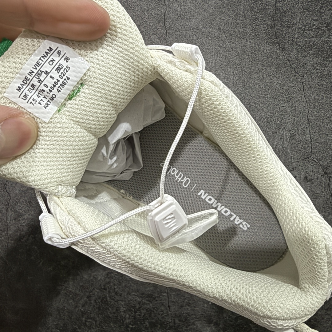 图片[7]-【666版本】SALOMON 萨洛蒙 XA PRO 3D 户外运动 网布减震防滑透气 低帮跑步鞋 男女同款 白绿 478874 全新品质 巅峰之作 所有配色均购物原版拆解1：1开发 原材料打造 非市场公版便宜货 私模大底 清洁度比市场所有版本都高 全套原纸板楦头开发 原厂网布配套 确保原汁原味 完美呈现版型 原档数据独家私模五层组合大底 男女鞋同步官方开发至46 原装Ortholite轻量化鞋垫 中底布带钢印编号 原厂TPU锁扣 进口港宝加持 后跟自然饱满 还原公司包裹性 鞋面采用SENSIFT贴合技术 全方位贴合包裹脚型 鞋跟部鞋底牵引设计 提供强大的抓地性能 更适应野外崎岖不平的道路 其3D ADVANCED CHASSIS底盘 材料轻量大化 钉齿设计更具稳定性 防护性 鞋底易磨损区运用CONTAGRIP高耐磨材料 应对城市硬质路面长距离跑考验 尺码：36 36.5 37.5 38 38.5 39 40 40.5 41 42 42.5 43 44 45 46-选品中心