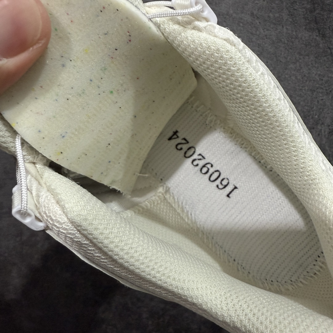 图片[8]-【666版本】SALOMON 萨洛蒙 XA PRO 3D 户外运动 网布减震防滑透气 低帮跑步鞋 男女同款 白绿 478874 全新品质 巅峰之作 所有配色均购物原版拆解1：1开发 原材料打造 非市场公版便宜货 私模大底 清洁度比市场所有版本都高 全套原纸板楦头开发 原厂网布配套 确保原汁原味 完美呈现版型 原档数据独家私模五层组合大底 男女鞋同步官方开发至46 原装Ortholite轻量化鞋垫 中底布带钢印编号 原厂TPU锁扣 进口港宝加持 后跟自然饱满 还原公司包裹性 鞋面采用SENSIFT贴合技术 全方位贴合包裹脚型 鞋跟部鞋底牵引设计 提供强大的抓地性能 更适应野外崎岖不平的道路 其3D ADVANCED CHASSIS底盘 材料轻量大化 钉齿设计更具稳定性 防护性 鞋底易磨损区运用CONTAGRIP高耐磨材料 应对城市硬质路面长距离跑考验 尺码：36 36.5 37.5 38 38.5 39 40 40.5 41 42 42.5 43 44 45 46-选品中心