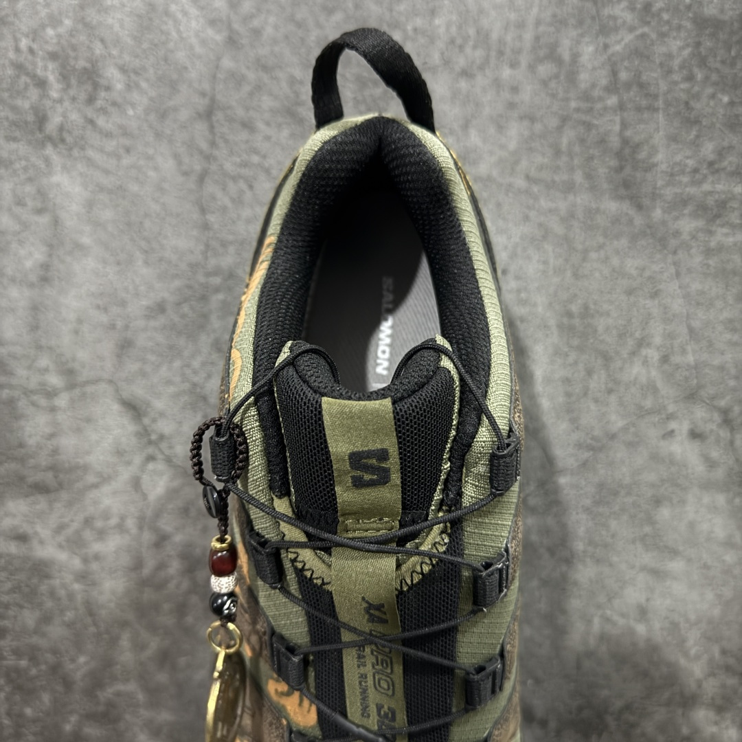 图片[8]-【GOAT纯原定制】SALOMON 萨洛蒙 XA PRO 3D 户外运动 网布减震防滑透气 低帮跑步鞋 男女同款绿棕色 马毛 马年限定477974 此款为定制款 下单定制周期为2天 全新品质 巅峰之作 所有配色均购物原版拆解1：1开发 原材料打造 非市场公版便宜货 私模大底 清洁度比市场所有版本都高 全套原纸板楦头开发 原厂网布配套 确保原汁原味 完美呈现版型 原档数据独家私模五层组合大底 男女鞋同步官方开发至47 原装Ortholite轻量化鞋垫 中底布带钢印编号 原厂TPU锁扣 进口港宝加持 后跟自然饱满 还原公司包裹性 鞋面采用SENSIFT贴合技术 全方位贴合包裹脚型 鞋跟部鞋底牵引设计 提供强大的抓地性能 更适应野外崎岖不平的道路 其3D ADVANCED CHASSIS底盘 材料轻量大化 钉齿设计更具稳定性 防护性 鞋底易磨损区运用CONTAGRIP高耐磨材料 应对城市硬质路面长距离跑考验 尺码：36 36.5 37.5 38 38.5 39 40 40.5 41 42 42.5 43 44 45 46 47-选品中心
