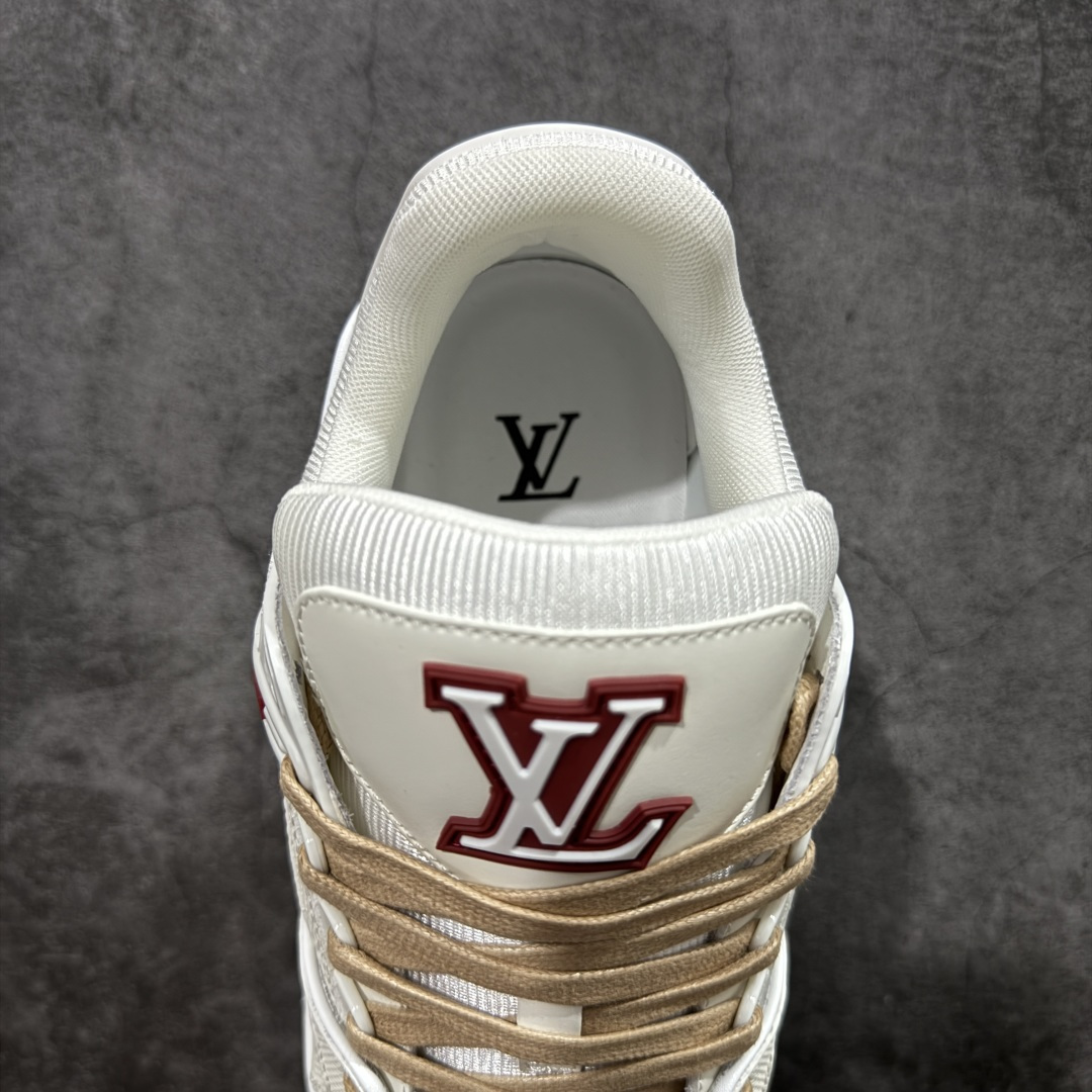 图片[8]-【天花板/Goat版】 市场最强版 没有之一的存在💪🏻 Louis Vuitton LV Trainer 系列全新版上架 手里有正品的可以对比下🆚懂货的看细节‼️ 此版品质是市场从未达到的新高度！ 整体版型 皮料 牛仔布的色差 压花纹路清晰度 后跟版型等等 都可以自行对比[机智]吊打市场所有货，怒甩十条街的那种，直接来正品对比图🆚，欢迎拿市场各大工厂的货来对比！ 尺码：35-45码-选品中心