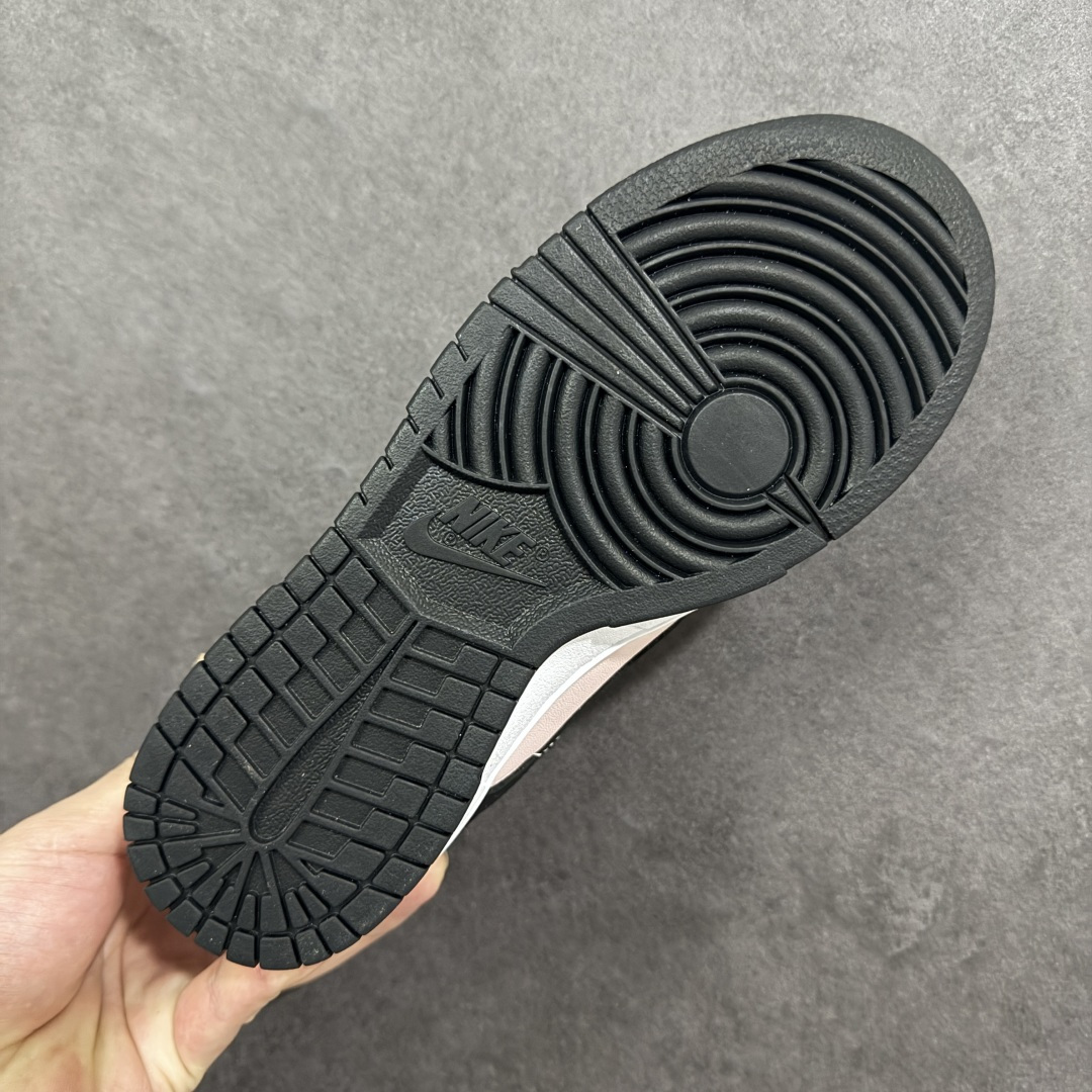 图片[9]-【定制K版】Nike Dunk Low Retro DIY高端定制耐克 低帮休闲运动板鞋 原装头层材料 用料绝不含糊 独家版型蒸餾加工帶來的是更好的视觉和脚感体验 清洁度 电绣工艺 皮料切割干净无任何毛边 细节完美 货号：CW1590-100 尺码：35.5 36 36.5 37.5 38 38.5 39 40 40.5 41 编码：XZB280290-选品中心