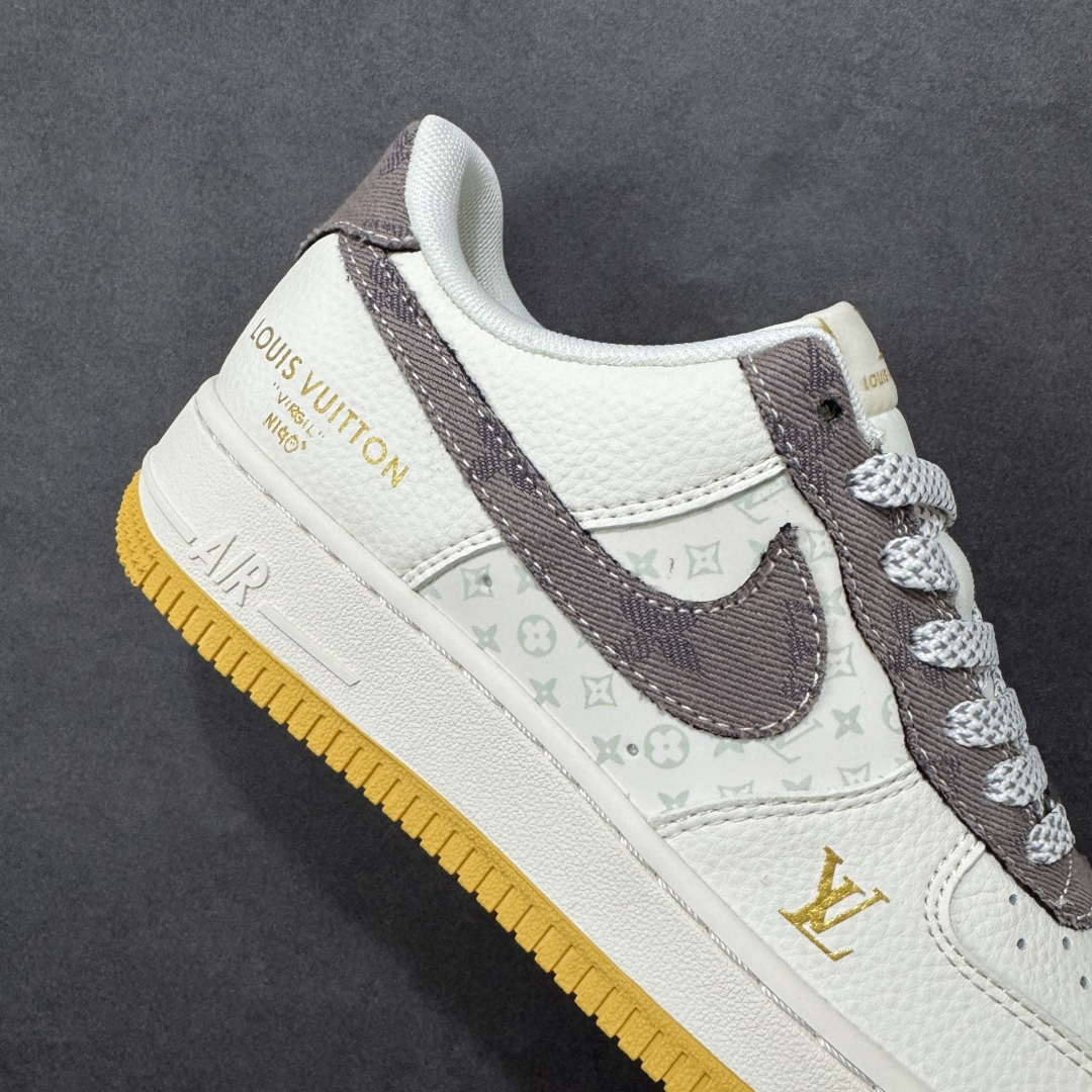 图片[6]-【定制版】Nike Air Force 1 \’07 Low “LV联名——印花米棕黄”空军一号 高端定制 低帮 运动鞋 休闲鞋 折边针车 工艺难度大 原楦头原纸板 原装鞋盒 定制五金配件 内置全掌气垫 原厂鞋底 货号：QW5606-262 尺码：36 36.5 37.5 38 38.5 39 40 40.5 41 42 42.5 43 44 44.5 45-选品中心
