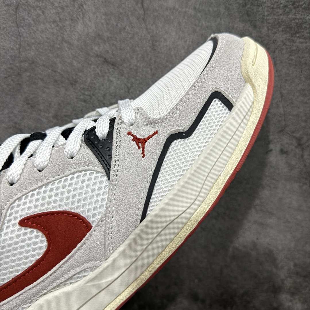 图片[6]-【N版纯原】Jordan CMFT Era 黑橙 HJ6777-101 舒适简约低帮运动鞋 实拍首发 鞋面大面积的网眼透气性拉满 中底的大面积泡棉超级舒适 尺码：36 36.5 37 38.5 39 40 40.5 41 42 42.5 43 44 44.5 45-选品中心