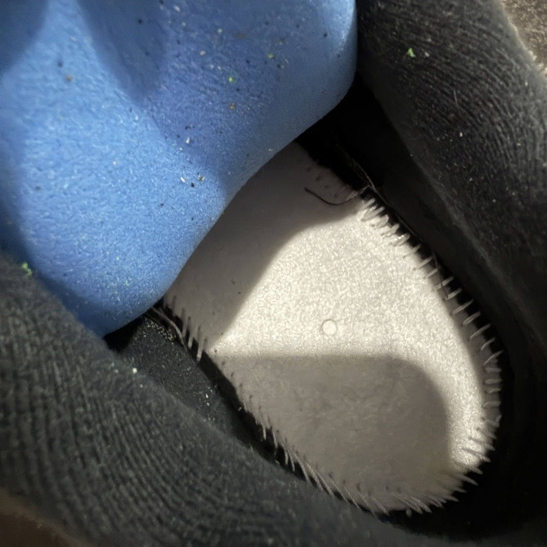 图片[8]-【GX绿x版本】Nike Air Max 95 复古减震气垫跑鞋 灰绿麂皮 HM4738-001  外贸顶级专供 全部配色原鞋原尺码开发生产 极致还原 一眼ZP既视感  尺码：40 40.5 41 42 42.5 43 44 44.5 45 45.5 46 47.5 48.5-选品中心