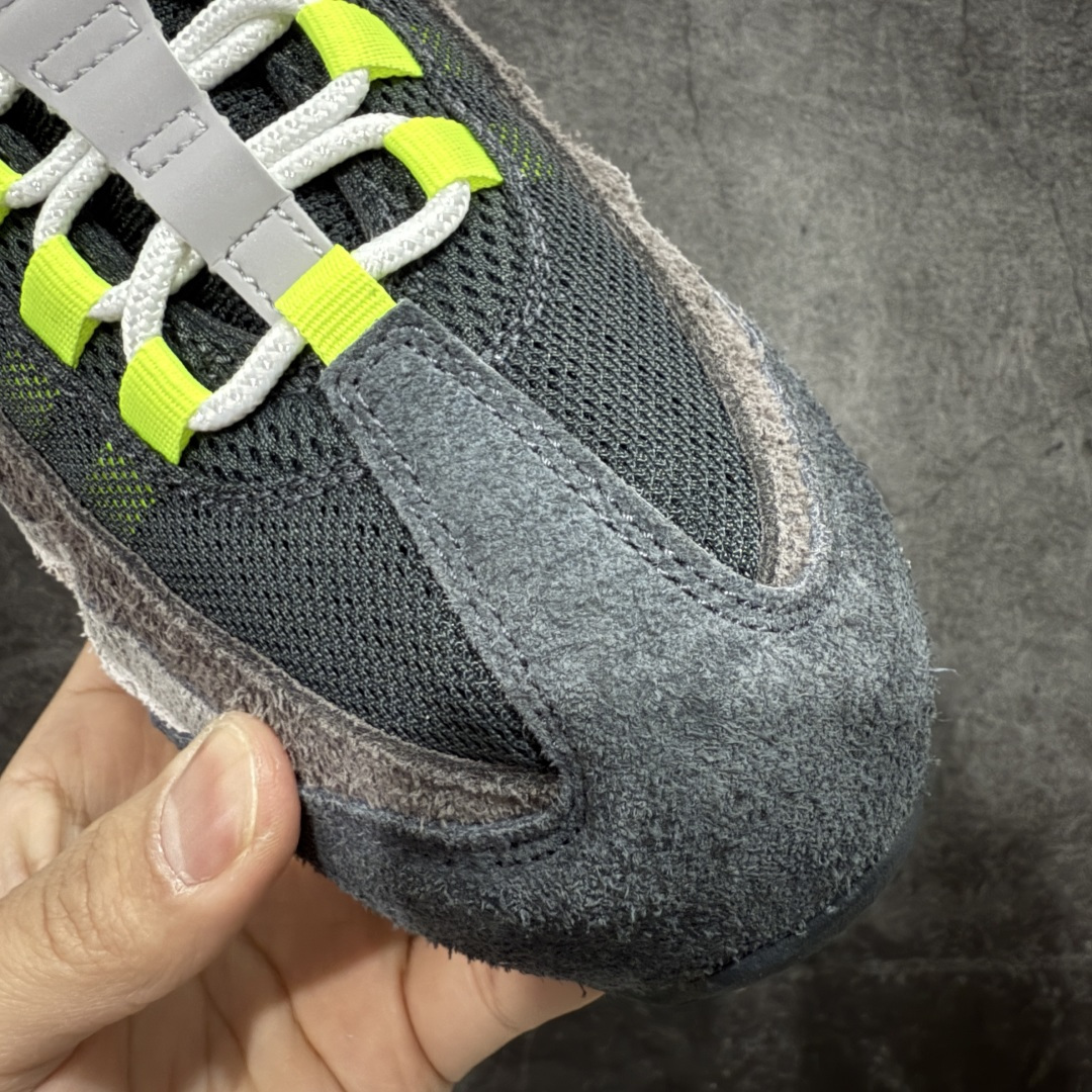 图片[5]-【GX绿x版本】Nike Air Max 95 复古减震气垫跑鞋 灰绿麂皮 HM4738-001  外贸顶级专供 全部配色原鞋原尺码开发生产 极致还原 一眼ZP既视感  尺码：40 40.5 41 42 42.5 43 44 44.5 45 45.5 46 47.5 48.5-选品中心
