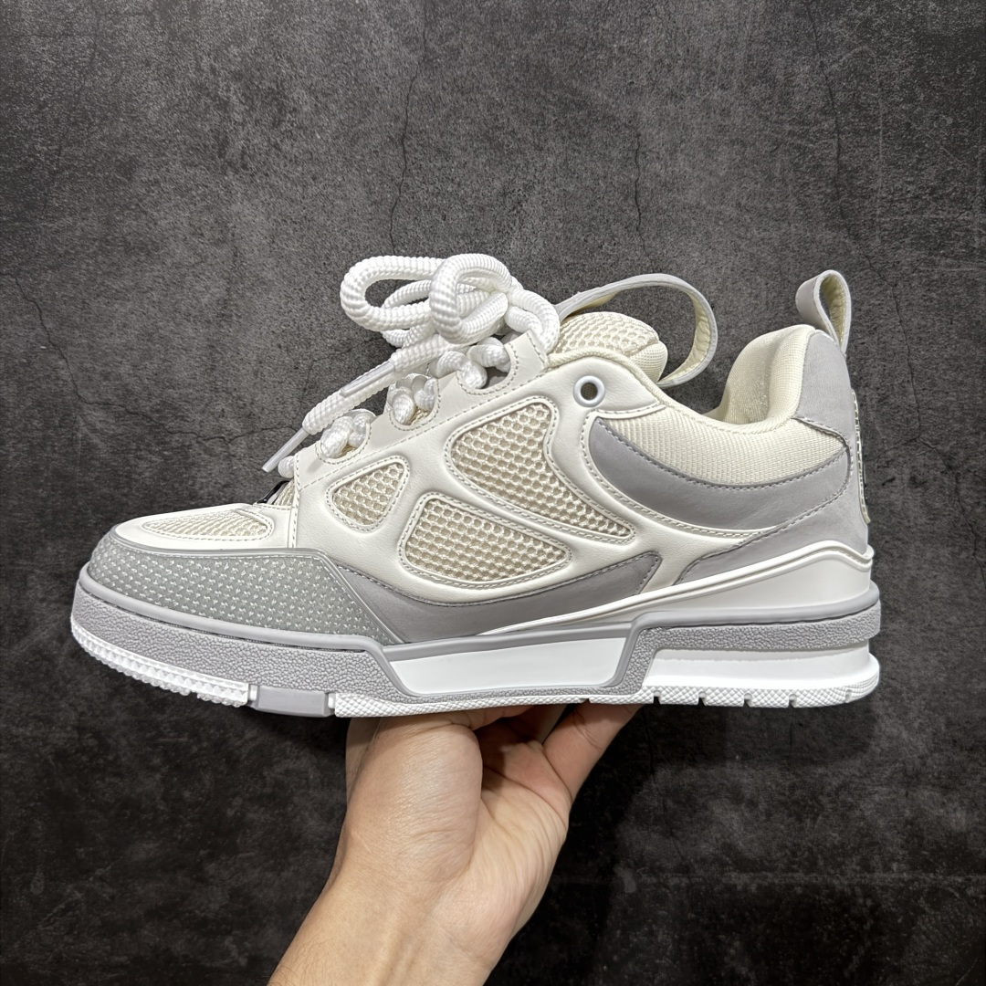 图片[2]-【佛山顶级超A版】Louis Vuitton LV Skate系列 灰白 仓库现货 当天可取 佛山超A私人订单 专柜混卖零售专供 所有配色均为购买原版复刻 整体版型 皮料 市场独一无二 后跟版型都可以自行对比[机智]吊打市场所有货 怒甩十条街，欢迎拿市场各大工厂的货来对比！ 鞋舌烫金超正 压印程度秒杀市面90%以上的高端货 新配色陆续开发出货 尺码：39-46-选品中心