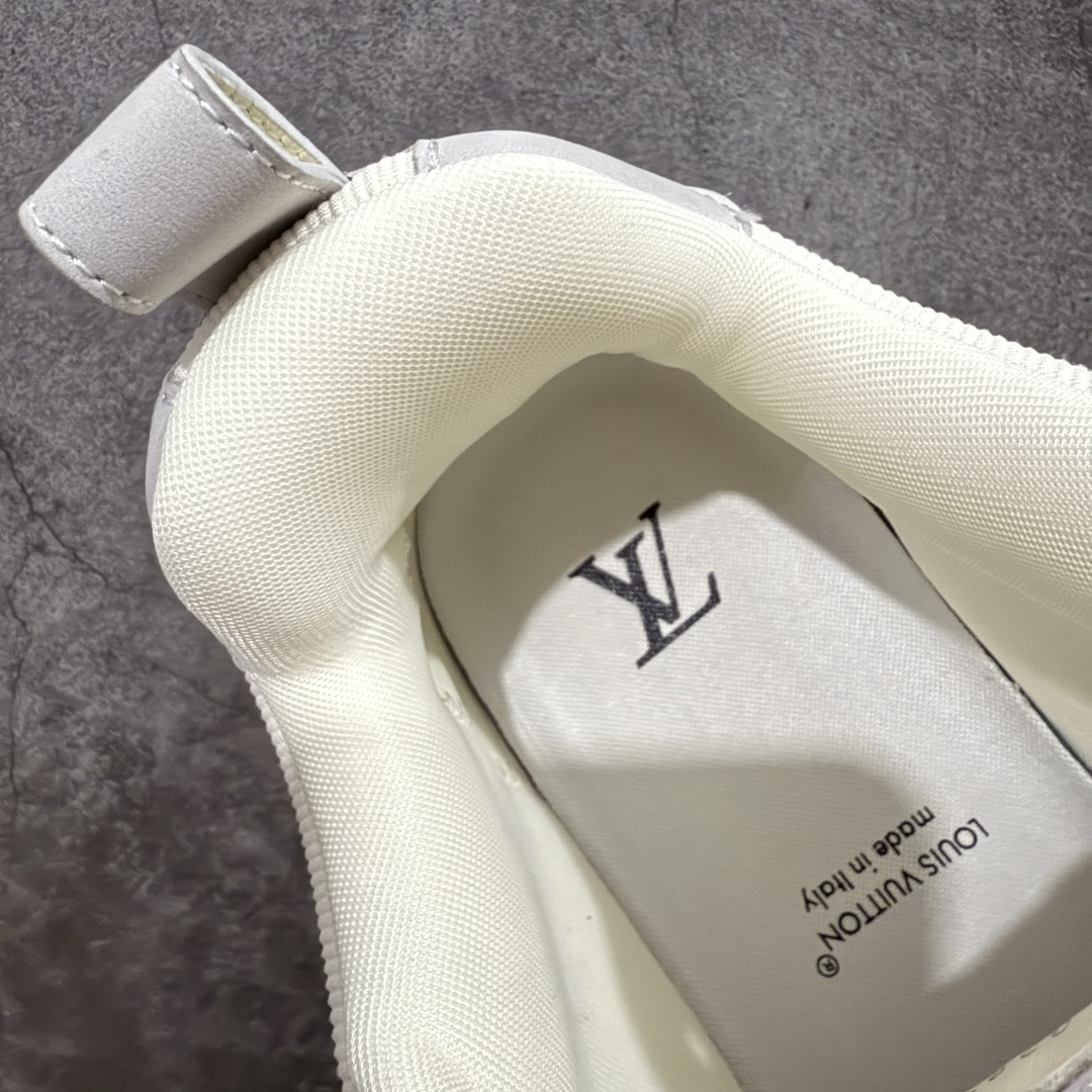 图片[8]-【佛山顶级超A版】Louis Vuitton LV Skate系列 灰白 仓库现货 当天可取 佛山超A私人订单 专柜混卖零售专供 所有配色均为购买原版复刻 整体版型 皮料 市场独一无二 后跟版型都可以自行对比[机智]吊打市场所有货 怒甩十条街，欢迎拿市场各大工厂的货来对比！ 鞋舌烫金超正 压印程度秒杀市面90%以上的高端货 新配色陆续开发出货 尺码：39-46-选品中心