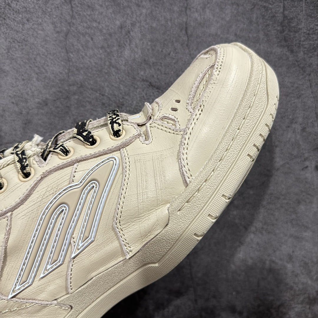 图片[6]-【纯原PK版】Balenciag 巴黎世家18代 最新Hamptons系列 情侣款 破损 做旧 休闲 运动鞋 顶级大厂出品 天花板品质 品质细节比工厂版本都要好很多 自行对比 原版购入开发做货 ▪️面料： 原版定制进口头层牛皮 ▪️内里：进口透气毛巾绒里 ▪️鞋底：原版开模防滑橡胶材质 ▪️底厚：3CM ▪️尺码： 35-46-选品中心