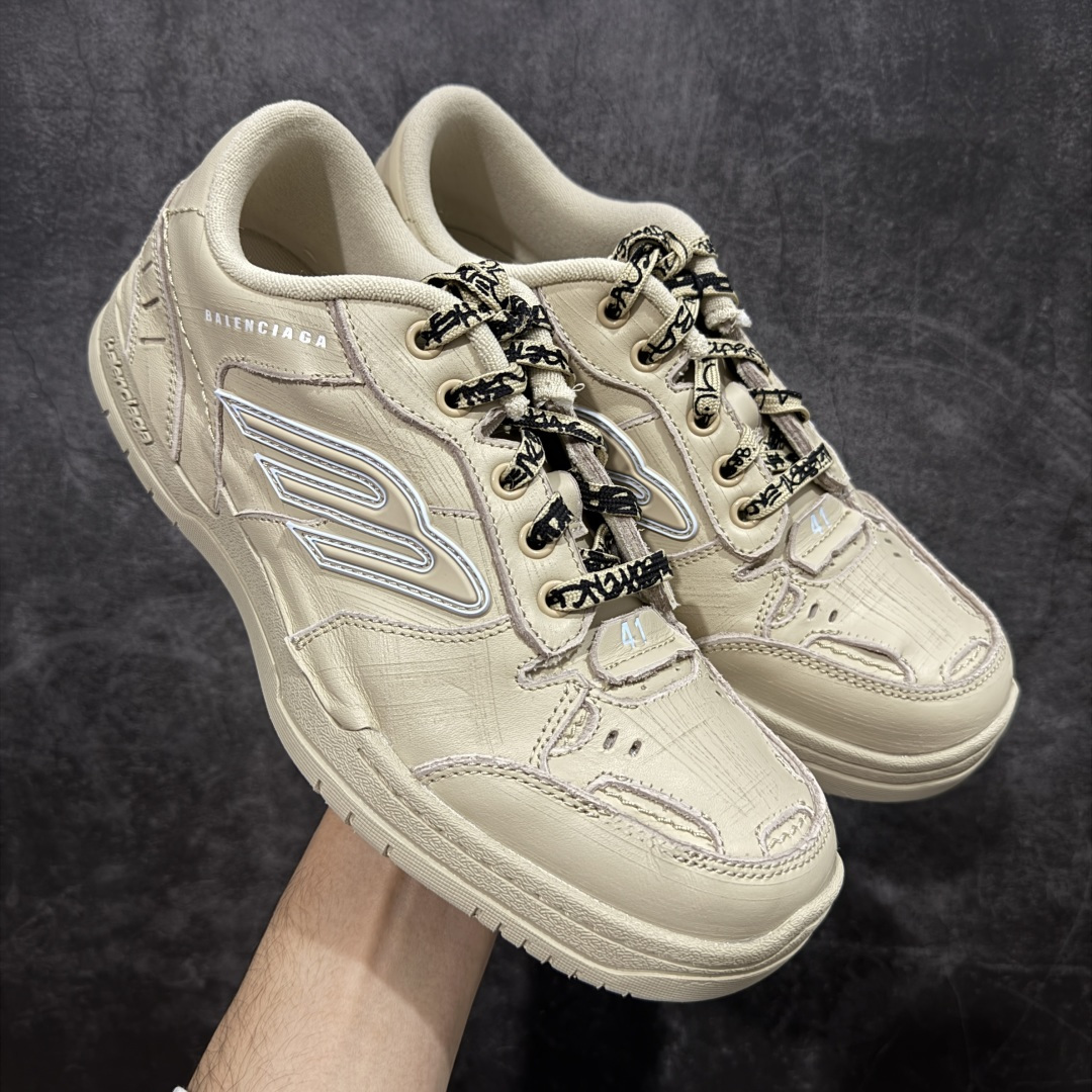 【纯原PK版】Balenciag 巴黎世家18代 最新Hamptons系列 情侣款 破损 做旧 休闲 运动鞋 顶级大厂出品 天花板品质 品质细节比工厂版本都要好很多 自行对比 原版购入开发做货 ▪️面料: 原版定制进口头层牛皮 ▪️内里:进口透气毛巾绒里 ▪️鞋底:原版开模防滑橡胶材质 ▪️底厚:3CM ▪️尺码: 35-46-选品中心