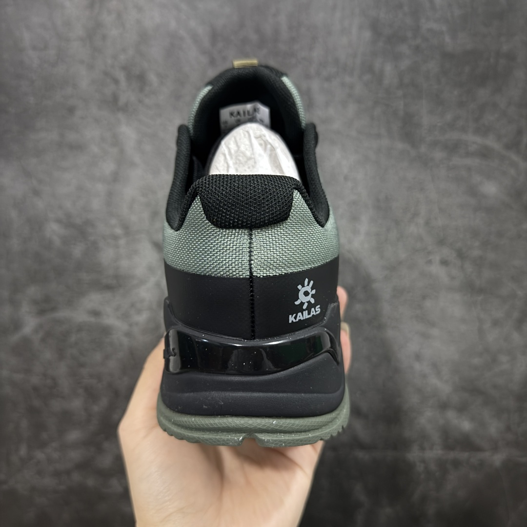 图片[4]-【Top版本】凯乐石KAILAS 界山GTX 户外运动 防滑耐磨防水 低帮 登山徒步鞋 男款 KAILAS凯乐石品牌是全球三大全系攀登品牌之一，于2003年创立于中国广州，致力于为有攀登梦想的户外运动员及爱好者，研发制造功能性专业装备，满足他们在极限环境下安全舒适的需求，凯乐石专注于科技面料的开发及专业功能设计，产品线覆盖登山、攀岩、徒步、越野跑山、露营、旅行等多项户外运动，通过运动员的测试反馈，不断进化迭代，产品荣获国内外大奖71座，发明专利21个，更突破性的自主研发攀登器械，打造出中国的攀登硬实力 尺码：39 40 41 42 43 44 45-选品中心
